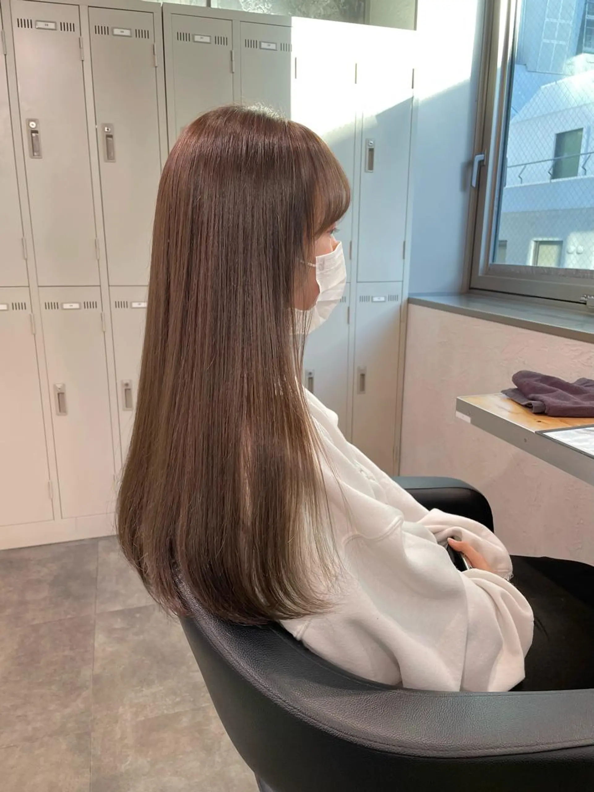 ロング カラー パーマ ヘアアレンジ メンズ キッズ ネイル マツエク・マツパ アイブロウ ヘアカラー トリートメント ヘッドスパ 透明感カラー・レイヤ ー🎀amika🎀のヘアスタイル