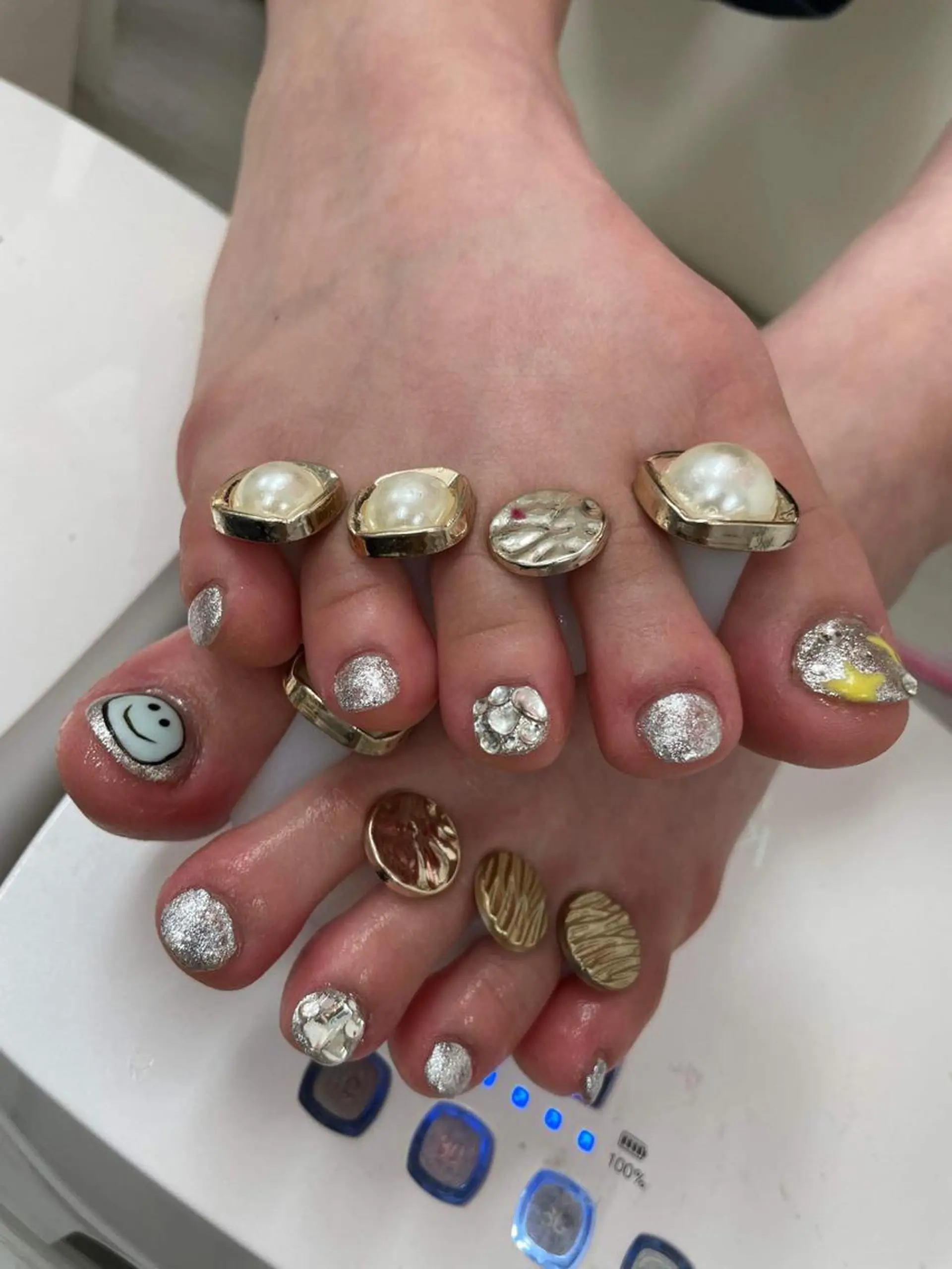 ネイル フレンチネイル ジェルネイル 韓国ネイル マグネットネイル スカルプネイル フットネイル Anh 高田馬場のネイルデザイン