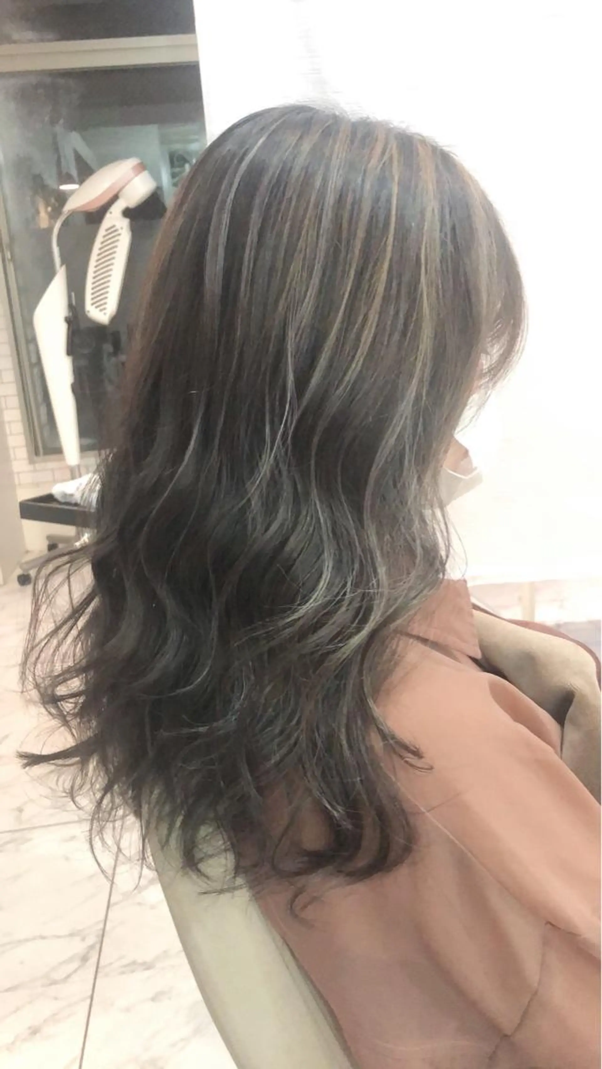 セミロング 保々  雄輝のヘアスタイル