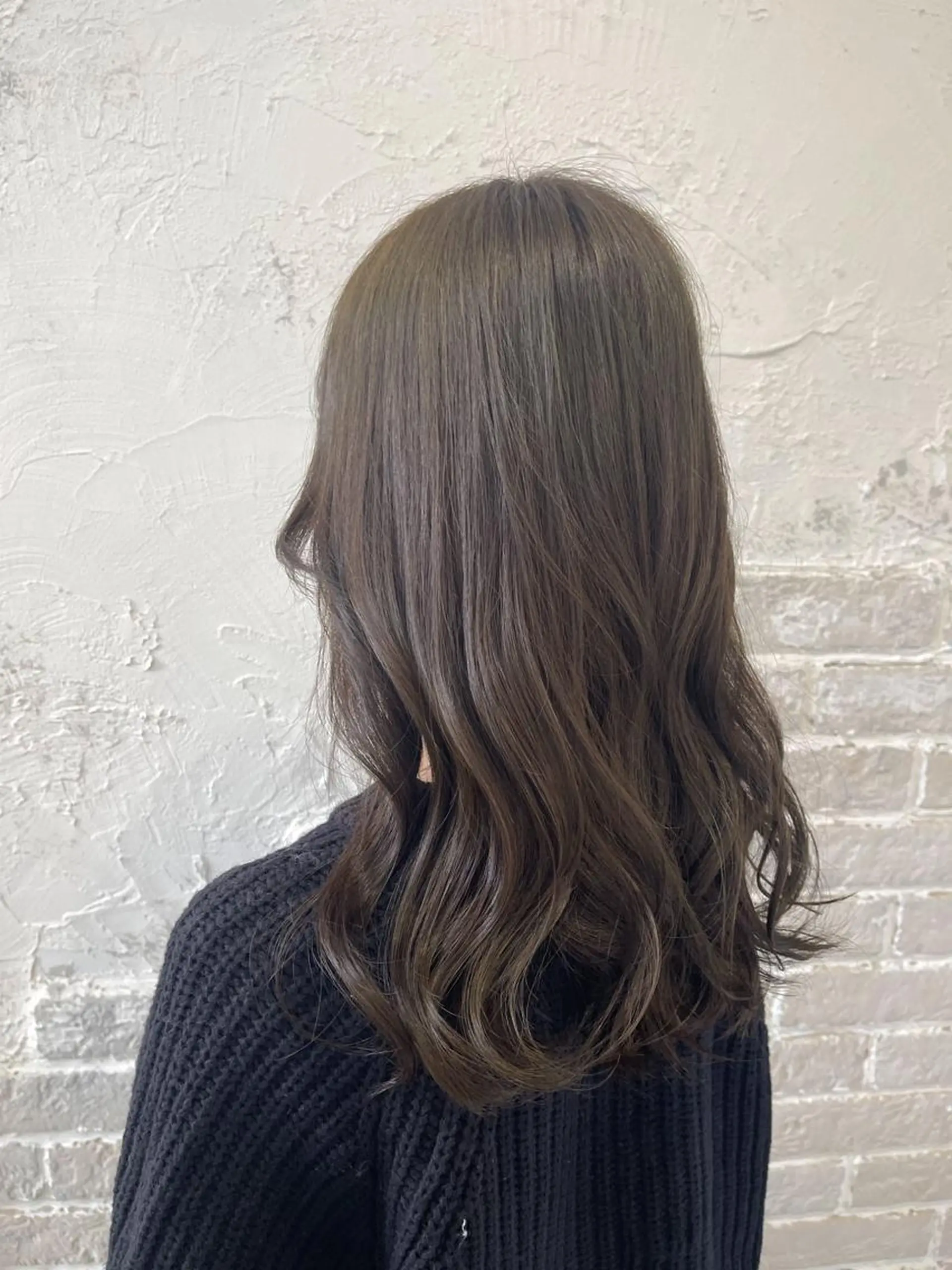 セミロング カラー 中堀 遥のヘアスタイル