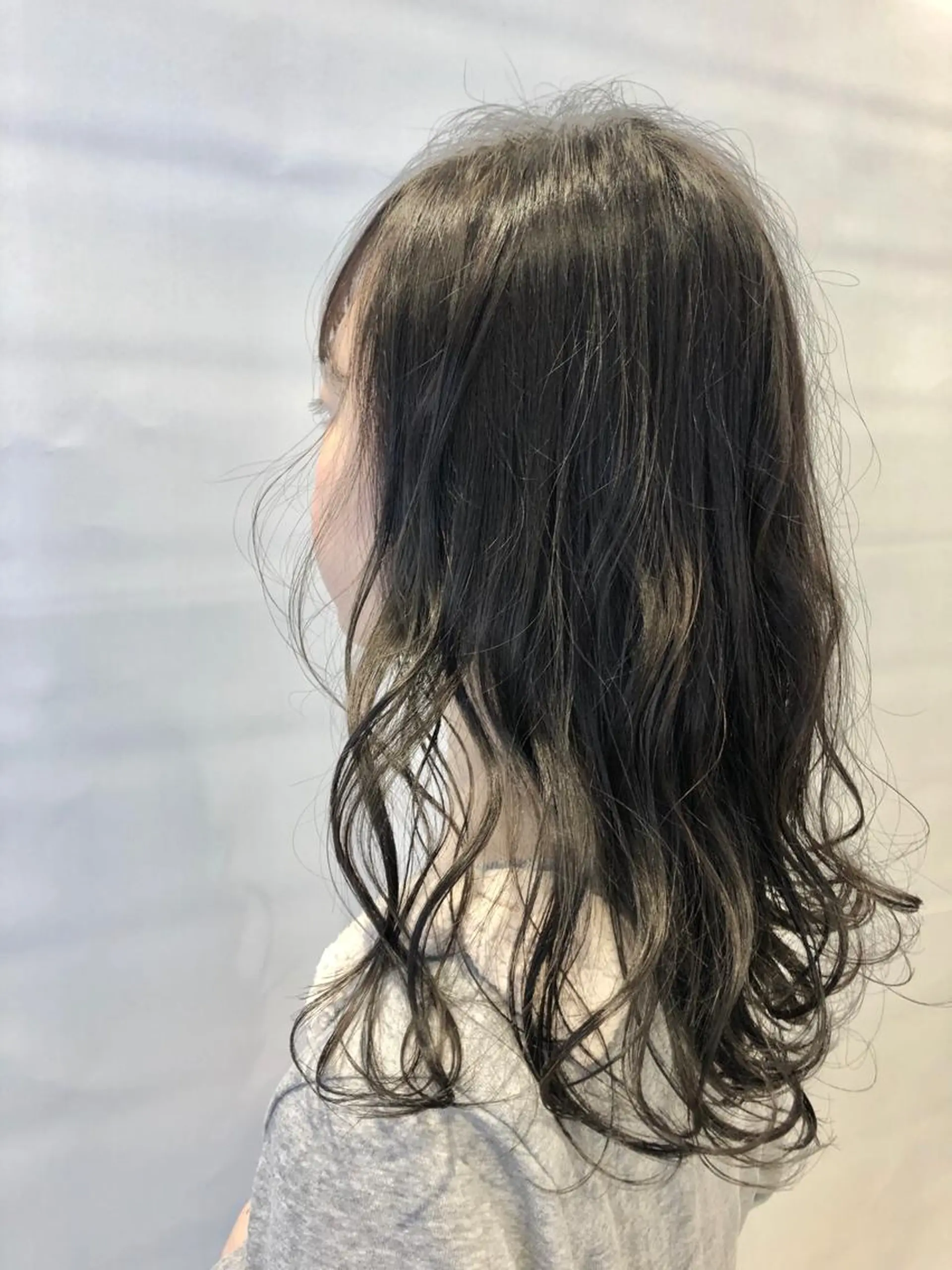 セミロング ヘアカラー 『Ash久が原MG』 水野 翼のヘアスタイル