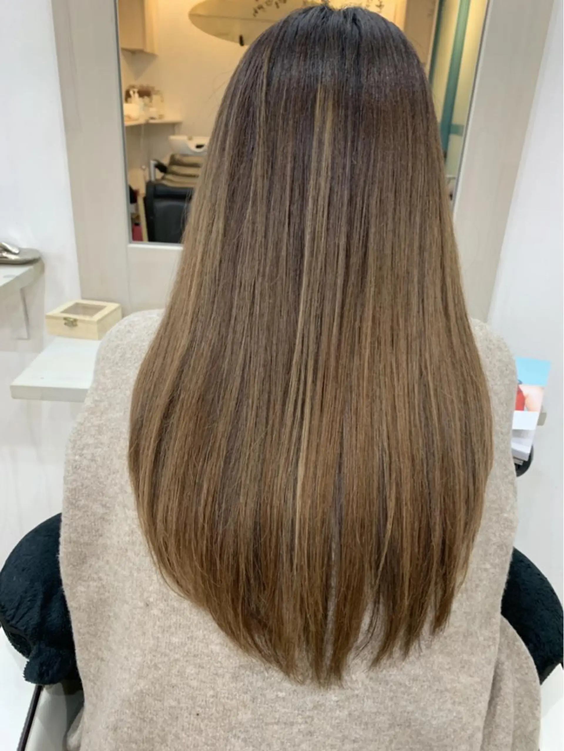 ロング カラー ヘアカラー トリートメント 京都大人女性ショート 徒歩1分/秋山のヘアスタイル