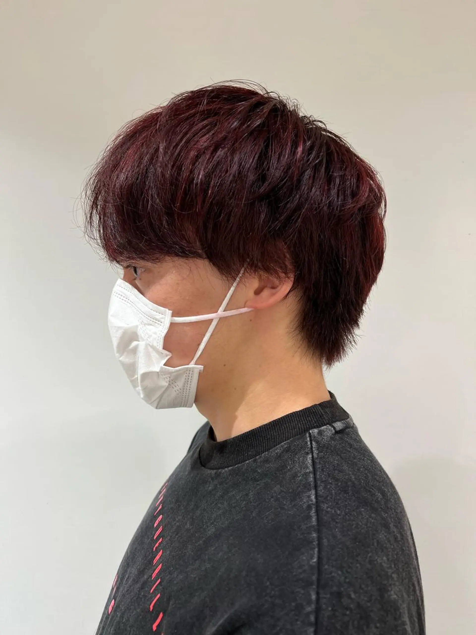 ショート カラー パーマ メンズ レッドカラー 加藤 綾華のヘアスタイル