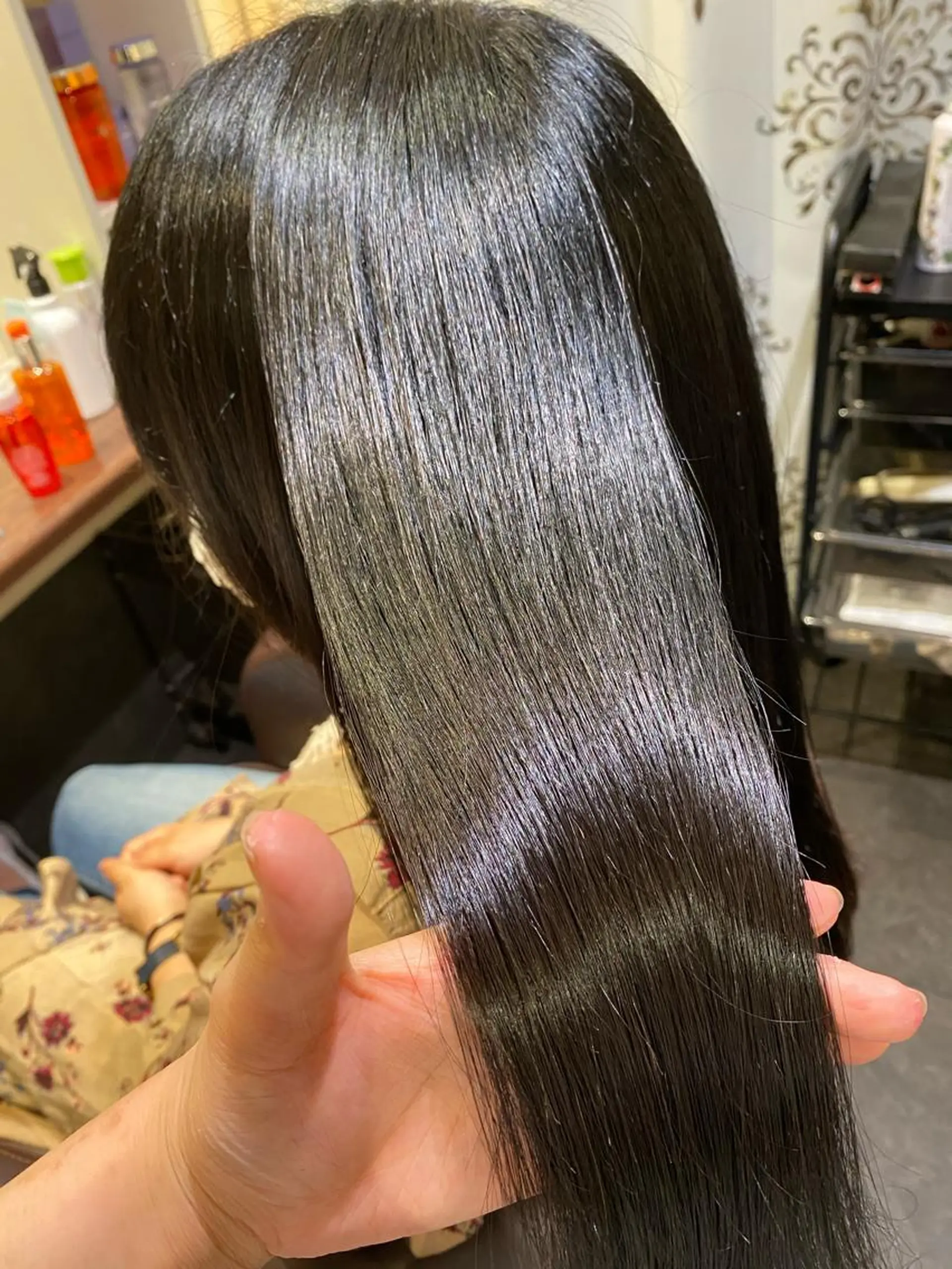 ロング 勝沼 佑季のヘアスタイル