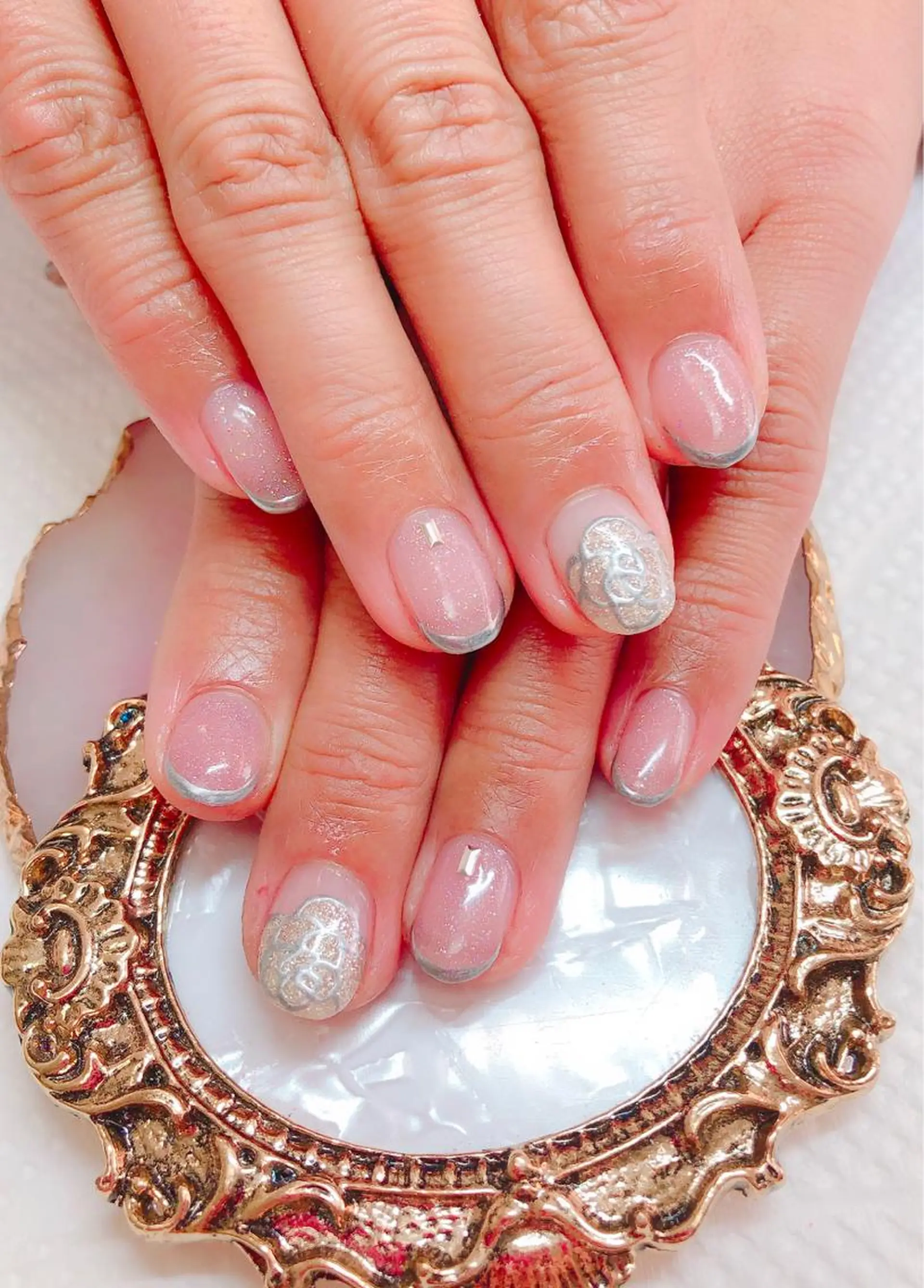 ネイル ハンドネイル CROWN プライベートサロンのネイルデザイン