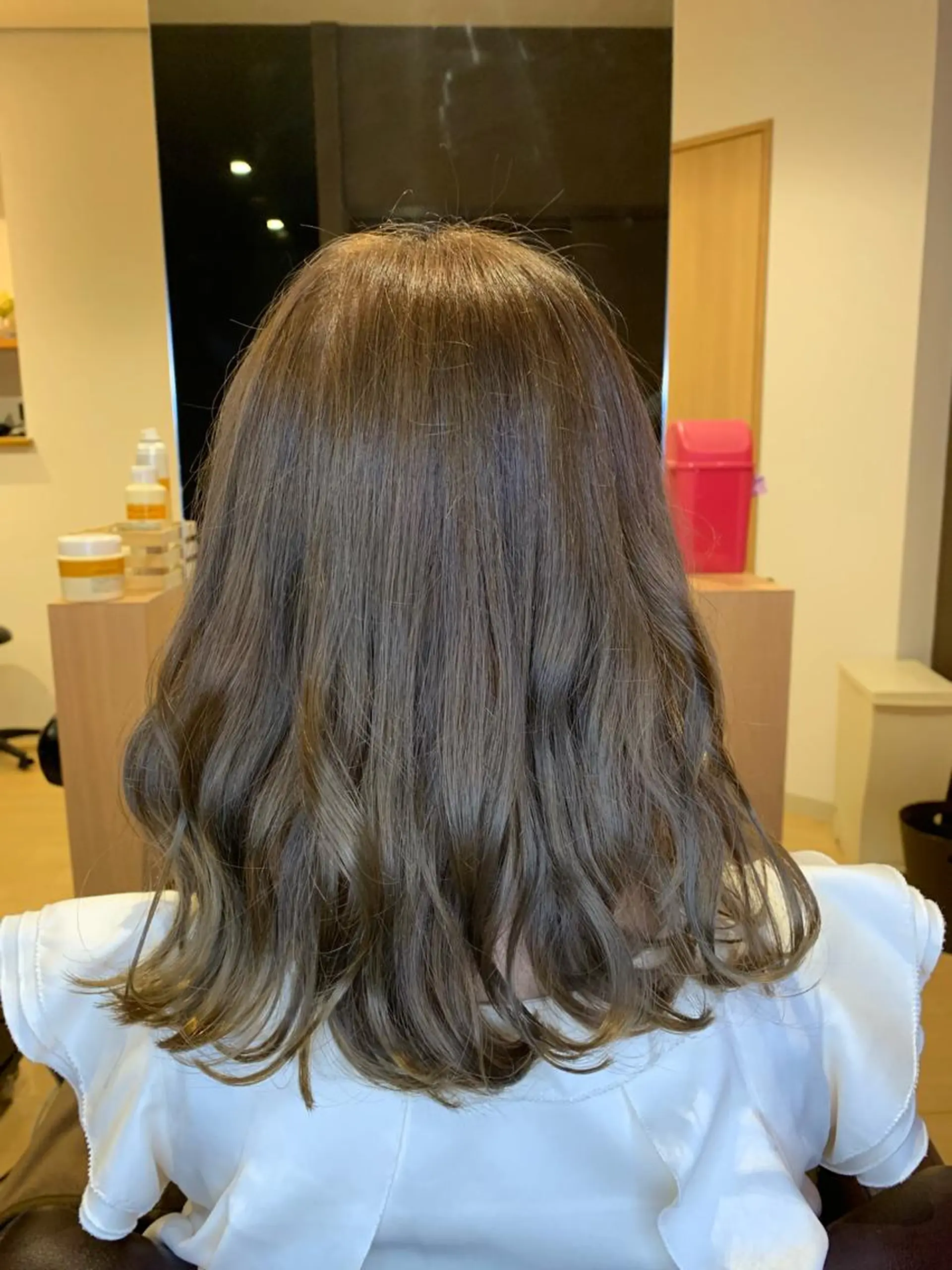 ミディアム アッシュ アッシュグレー アッシュグレージュ ショート NAOKIのヘアスタイル