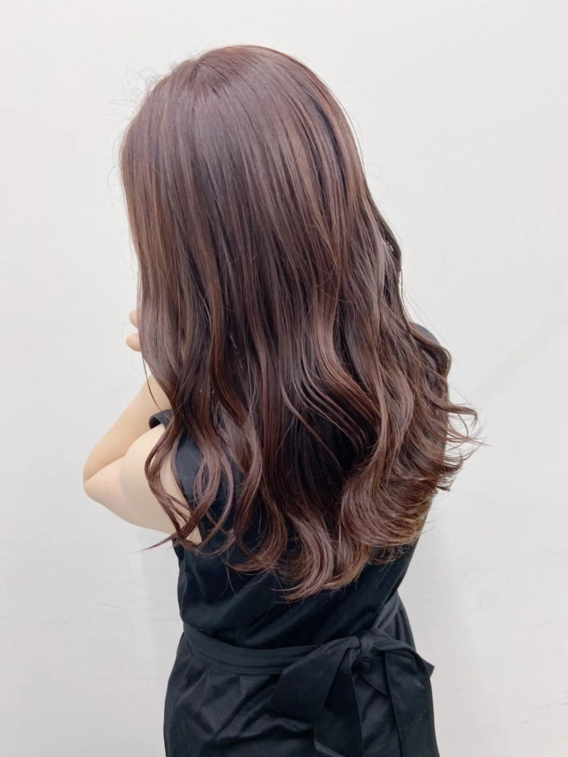 セミロング カラー ブラウンカラー ピンクカラー ヘアカラー トリートメント 🦄インナーカラー 🦄貫井彩花のヘアスタイル