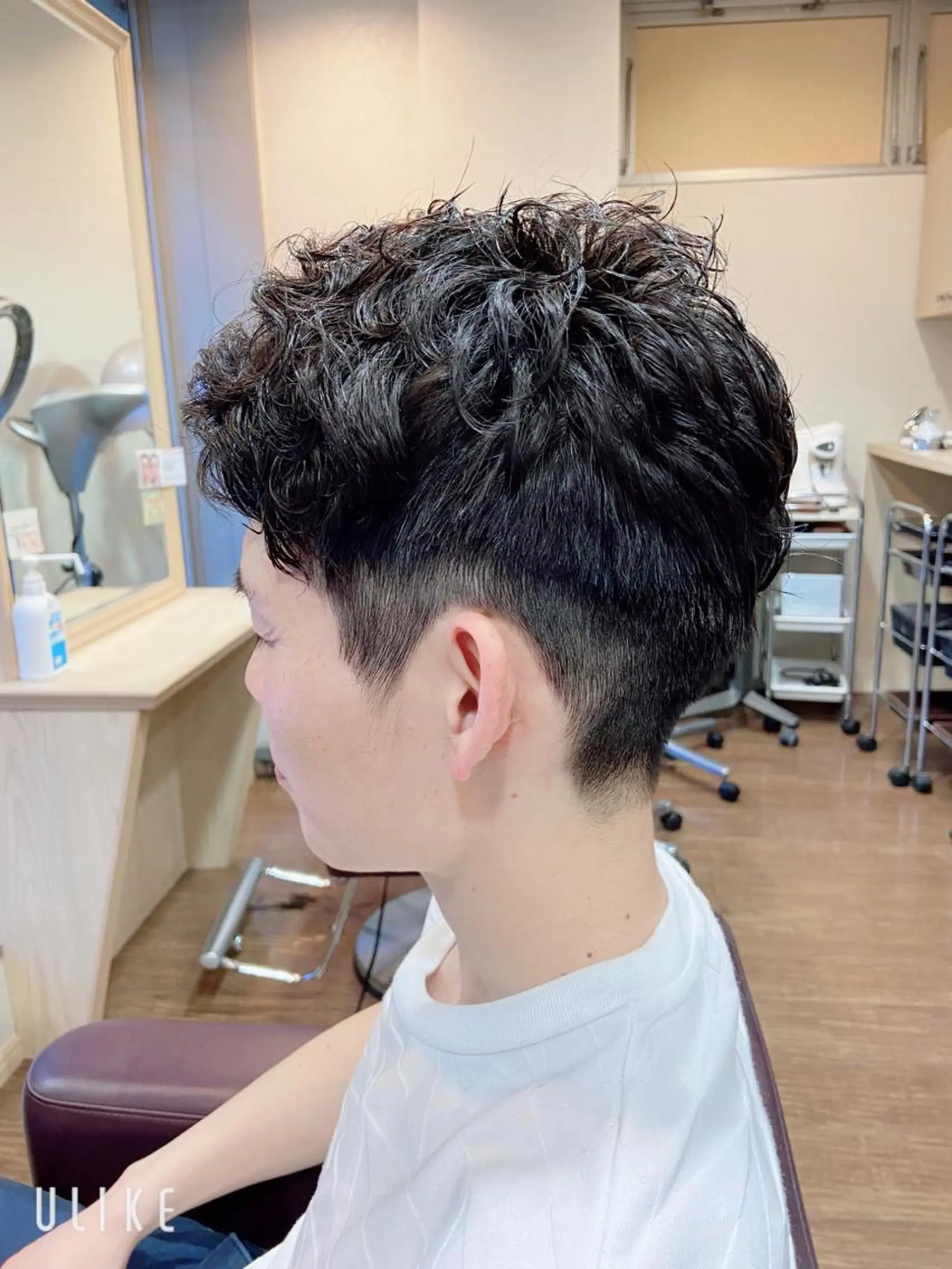 ショート コバヤシ ユウスケのヘアスタイル