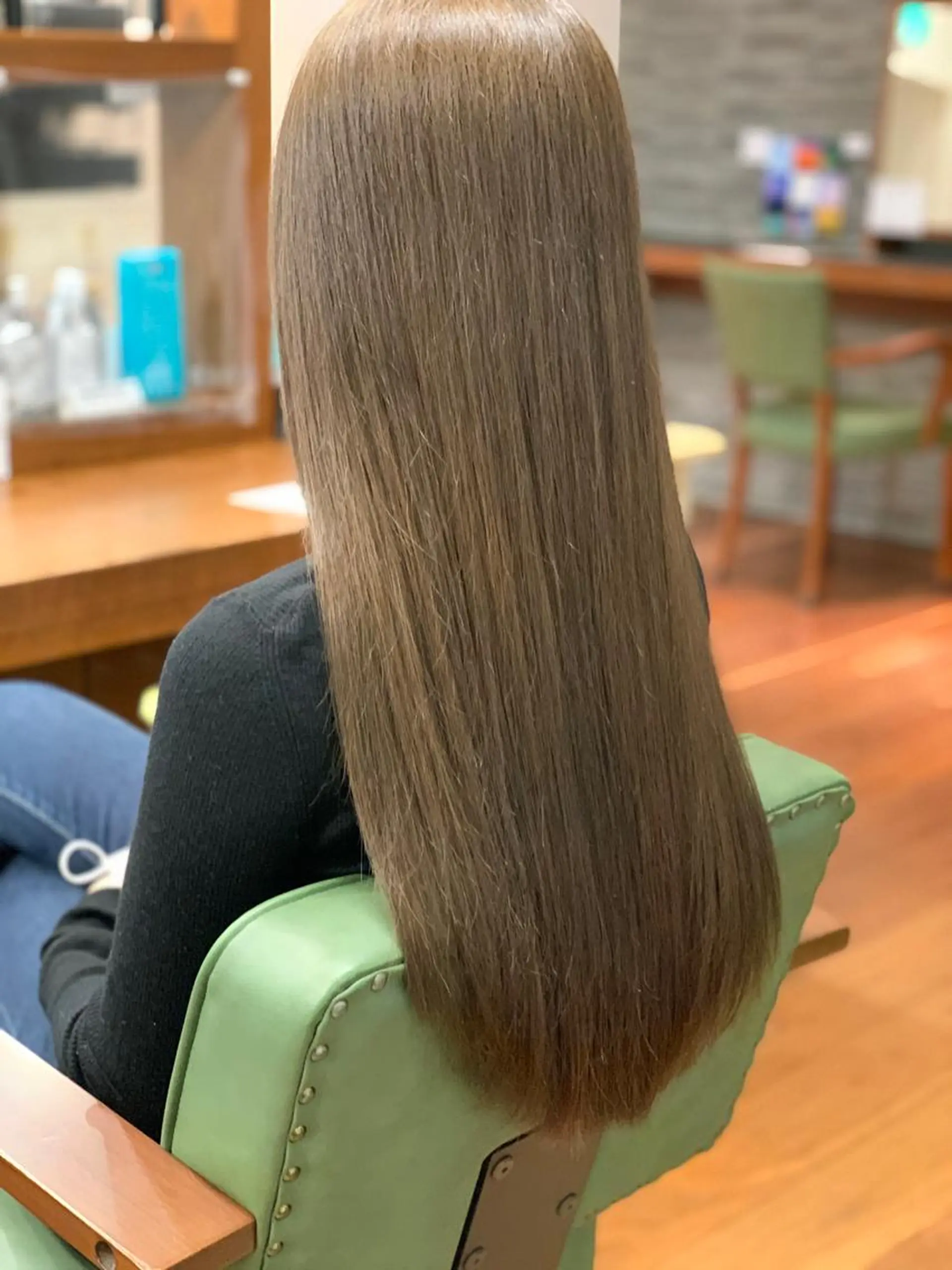 ロング カラー ベージュカラー ミルクティーベージュ 髪質改善/縮毛矯正 鈴木裕介のヘアスタイル