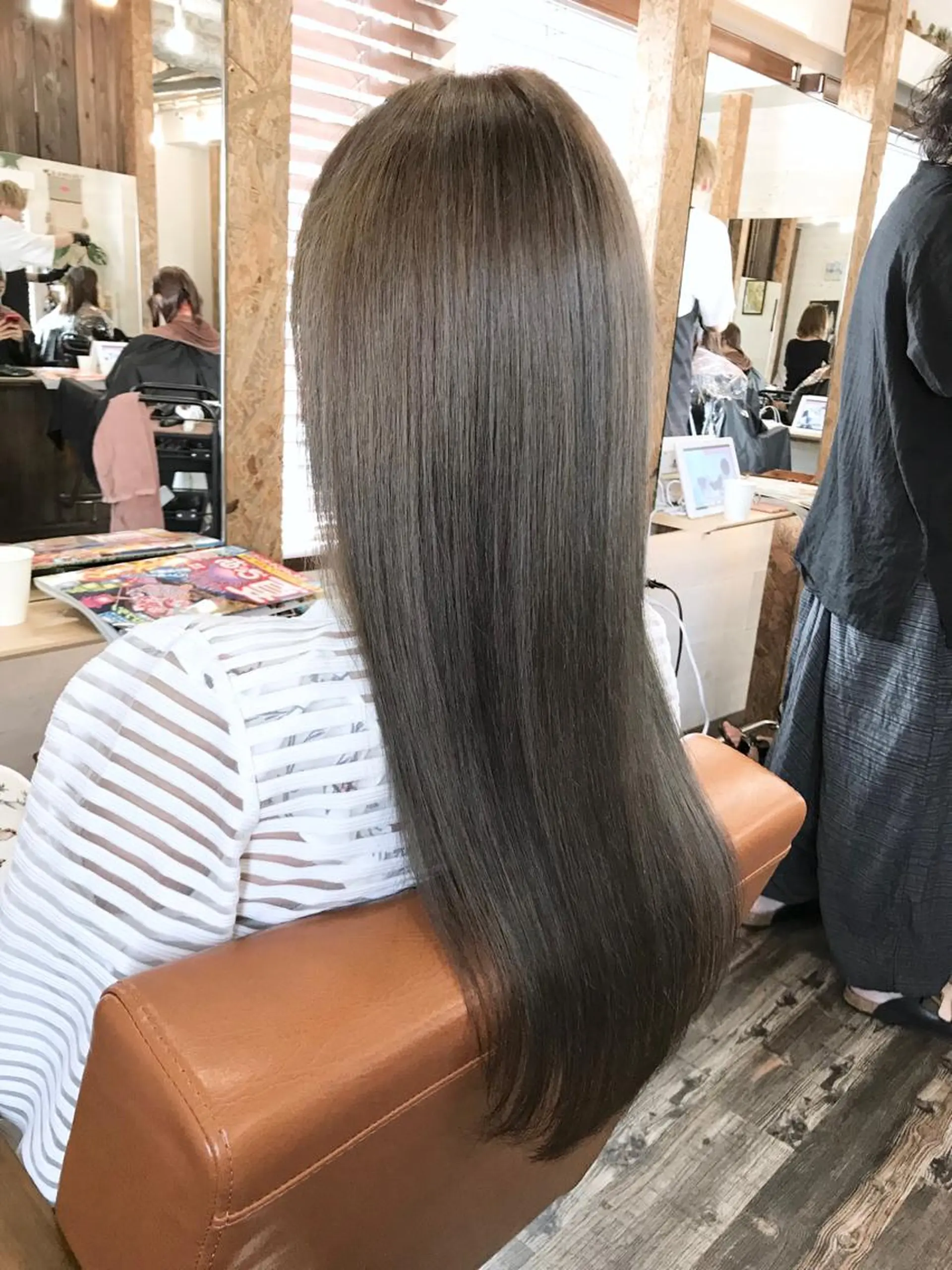 ロング カラー ヘアカラー トリートメント プチプラ&ハイクオ リティ✰Lilly✰のヘアスタイル