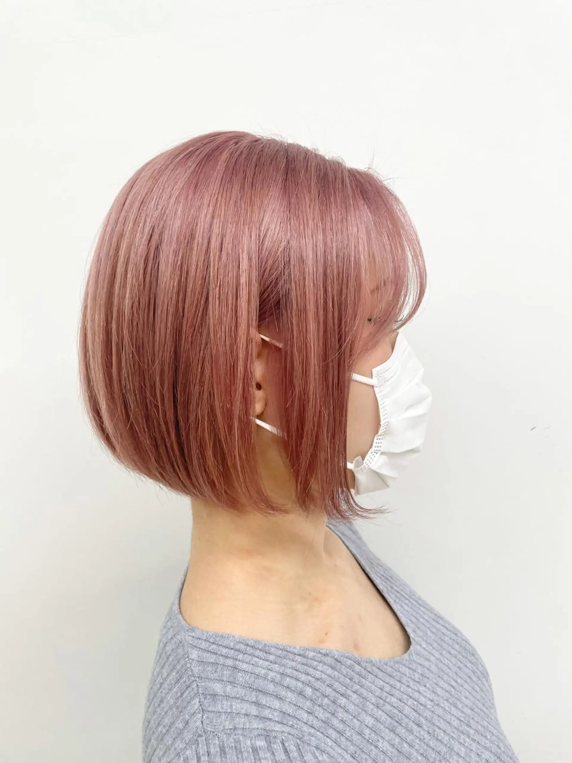 ショート カラー 🩵ハイトーン 美咲🩵のヘアスタイル