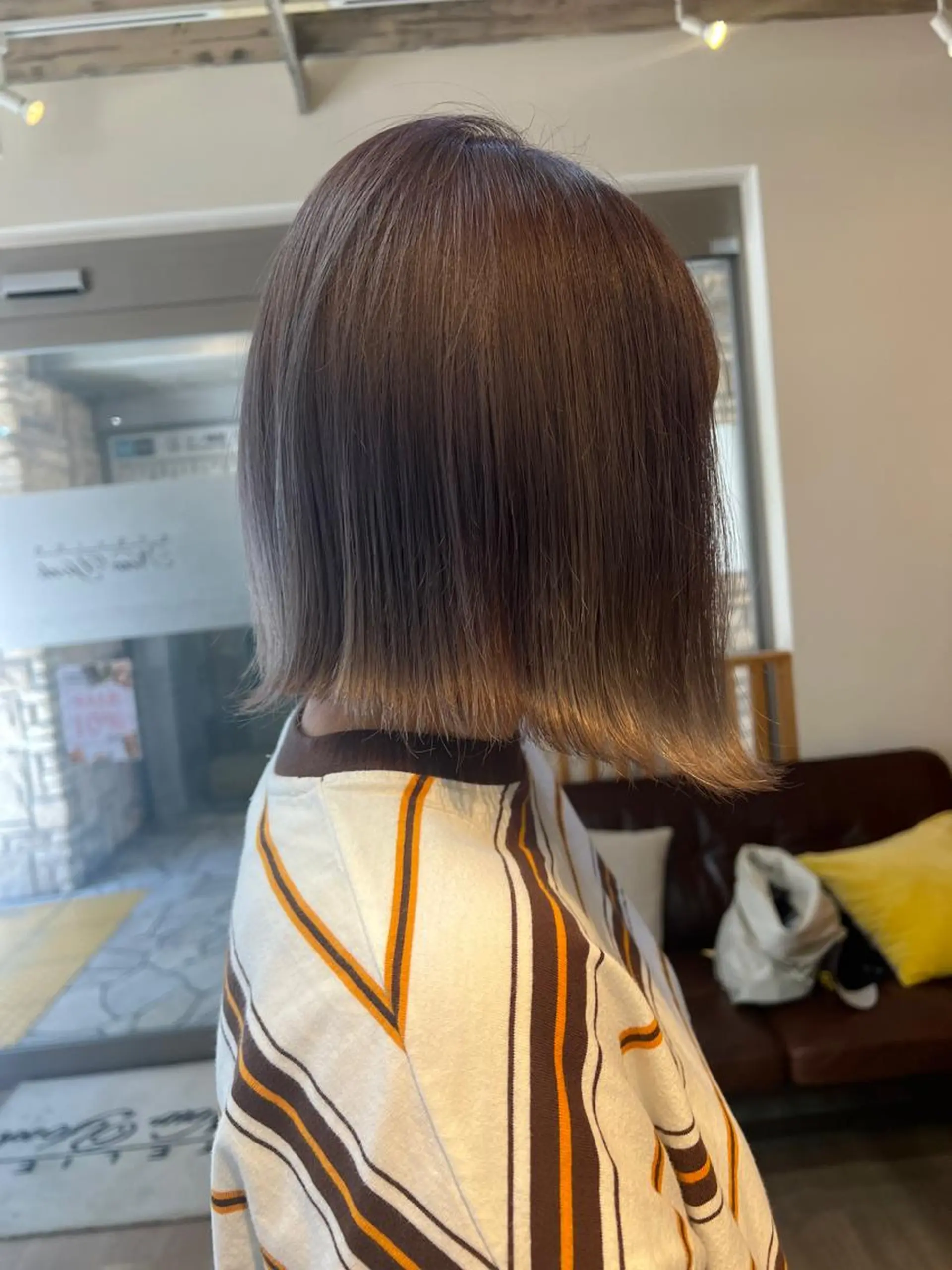 カラー ブリーチ 透明感カラー miku 三ノ輪のヘアスタイル