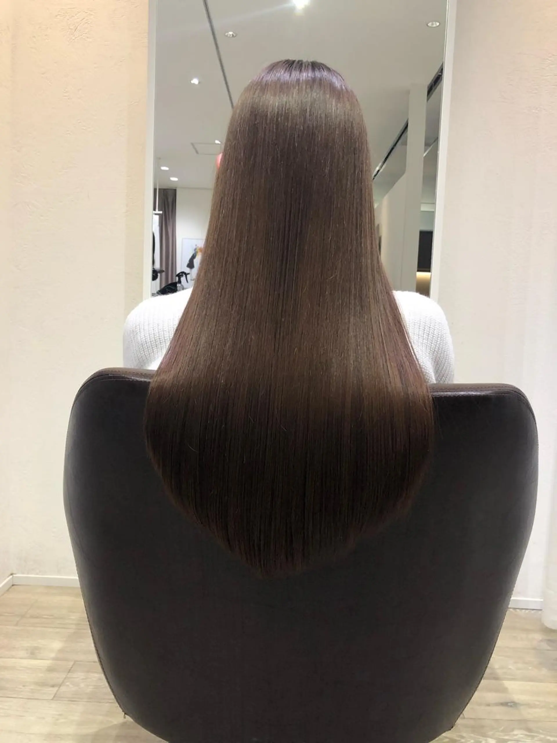 コトネ🫧 韓国風レイヤーカットのヘアスタイル