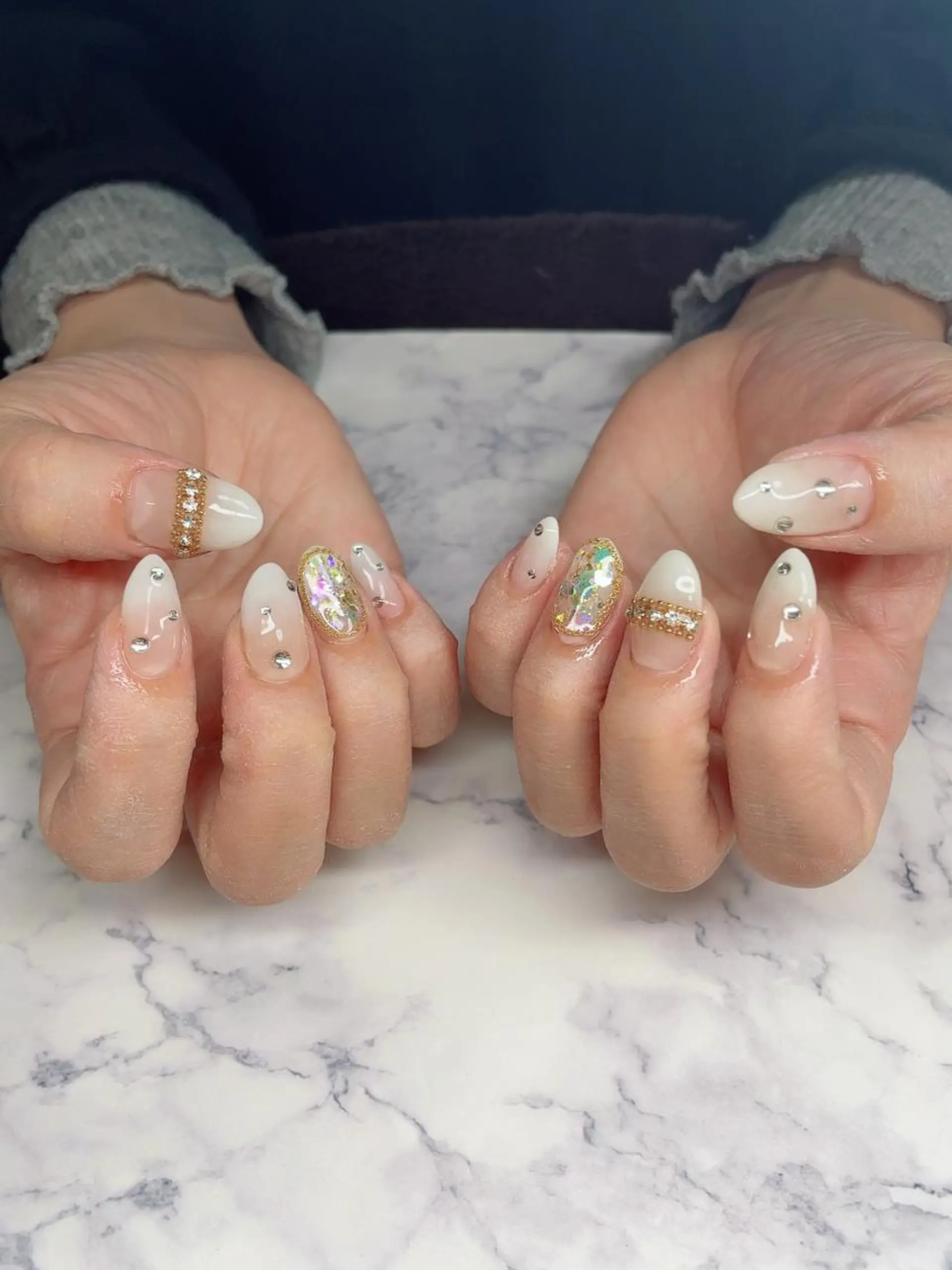 セミロング カラー ネイル 持ち込み ハンドネイル NailbyN所属・Nail_by N1のネイルデザイン