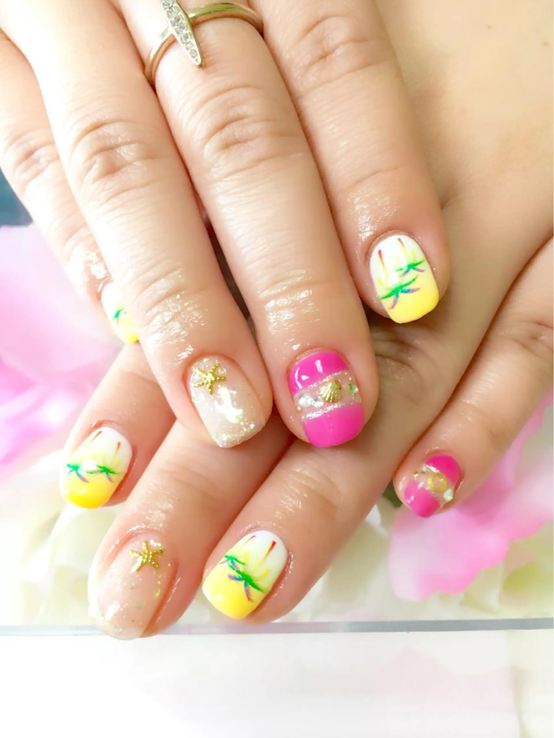 ネイル clover nailのネイルデザイン