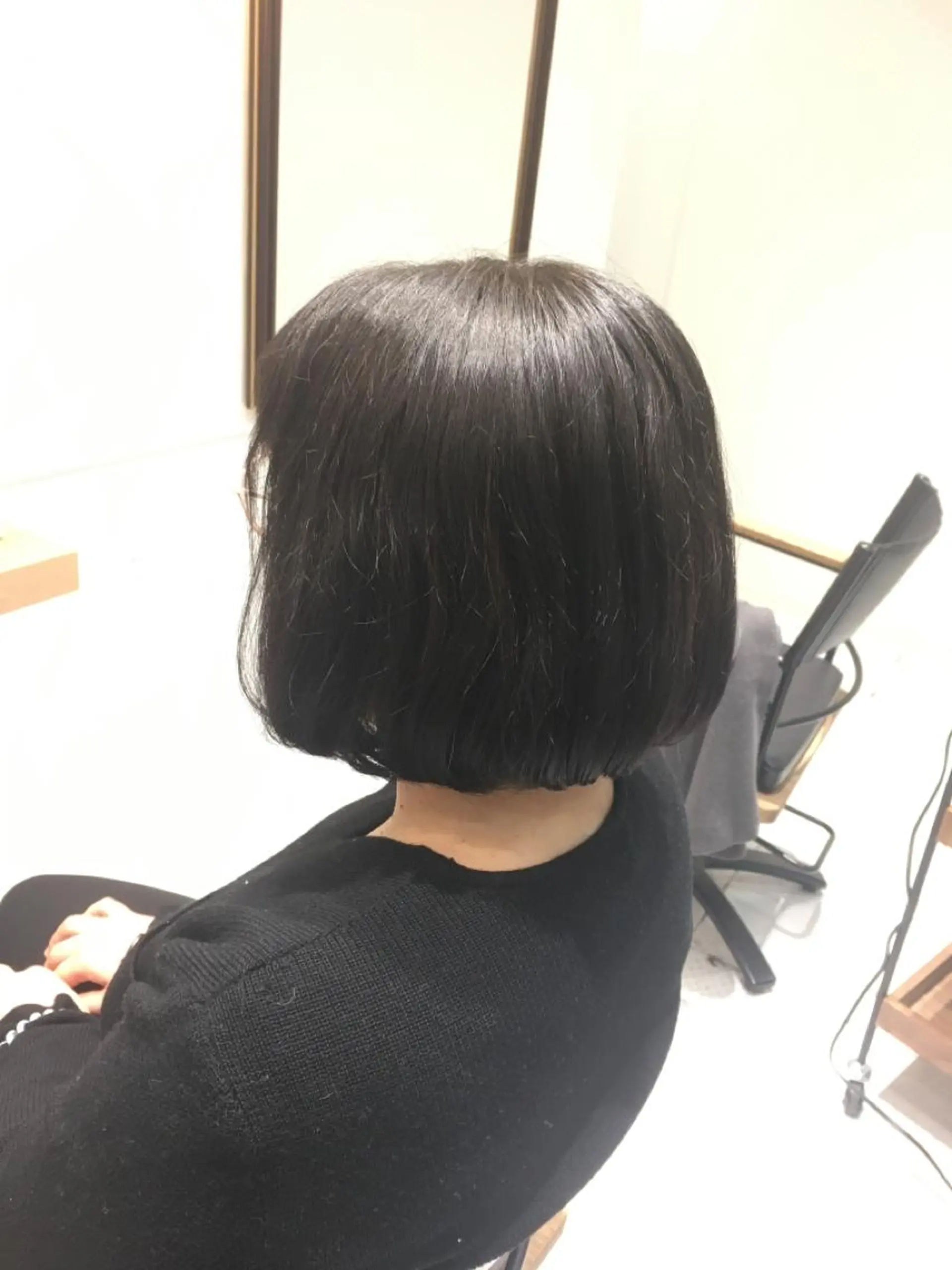 ミディアム ボブ 神田 菜々子のヘアスタイル