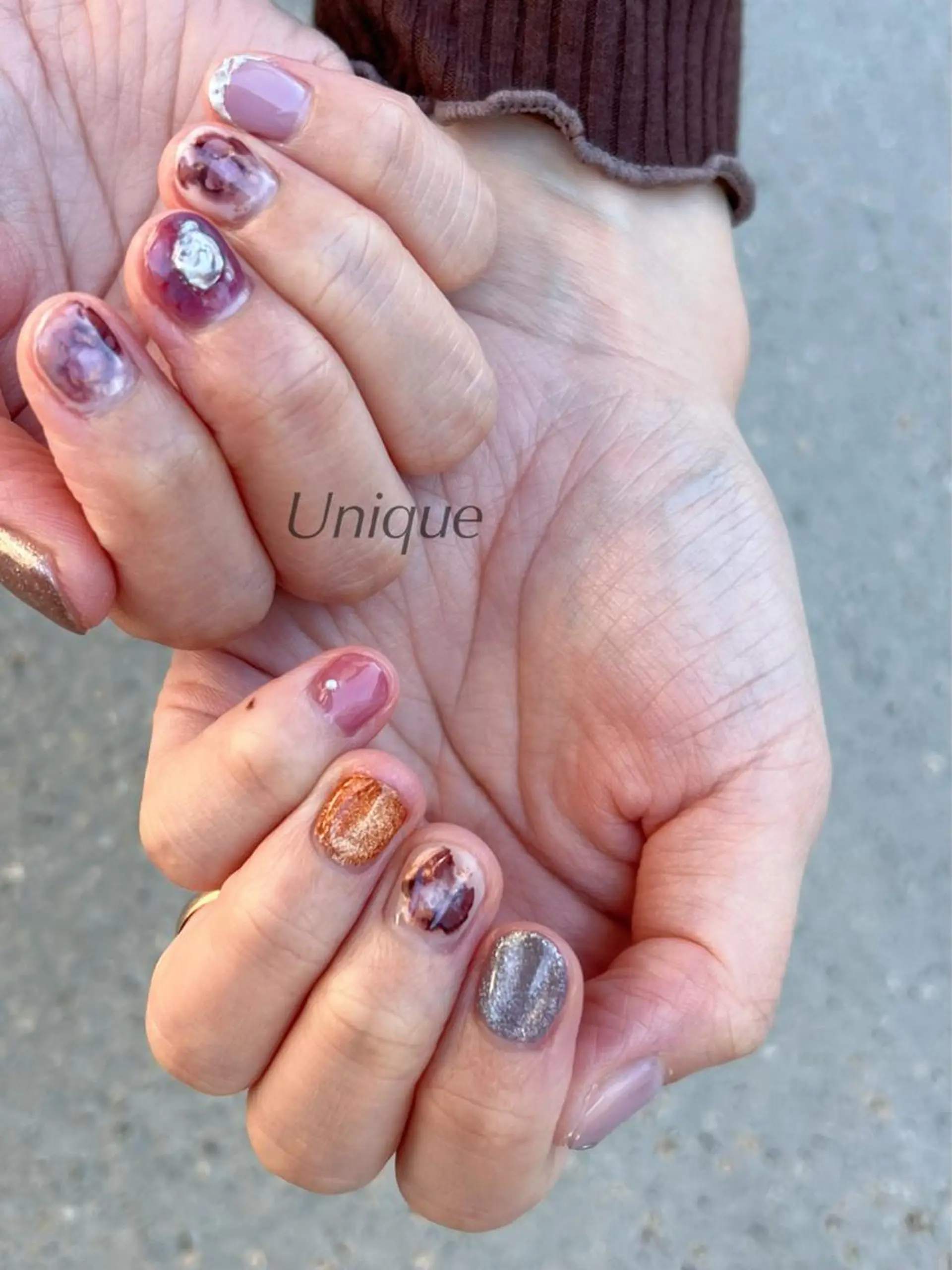 ネイル ハンドネイル Unique 【ユニーク】のネイルデザイン