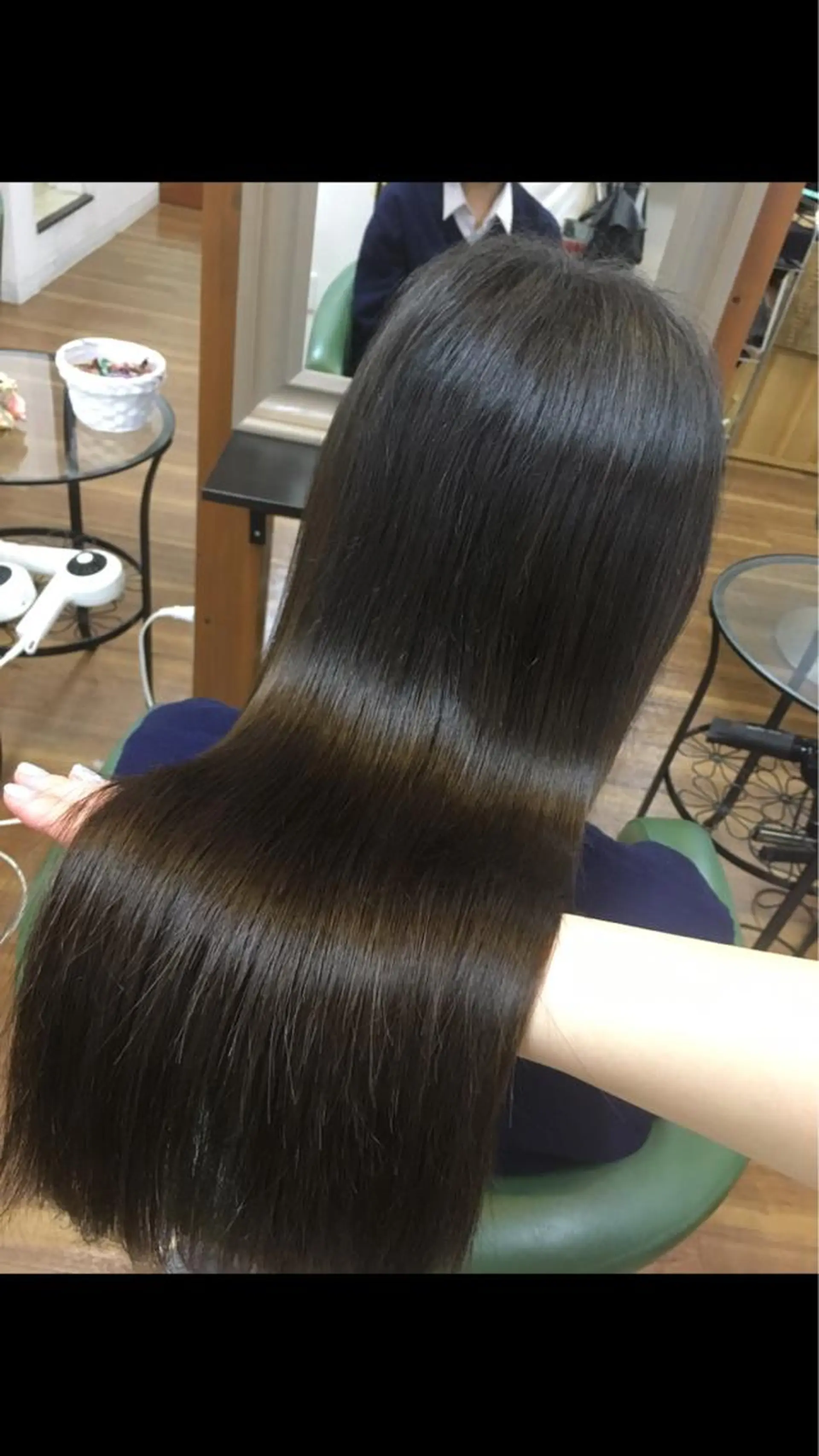 ロング カラー パーマ ヘアアレンジ メンズ キッズ ネイル マツエク・マツパ SHIORI💜口コ ミNo.1艶カラーのヘアスタイル