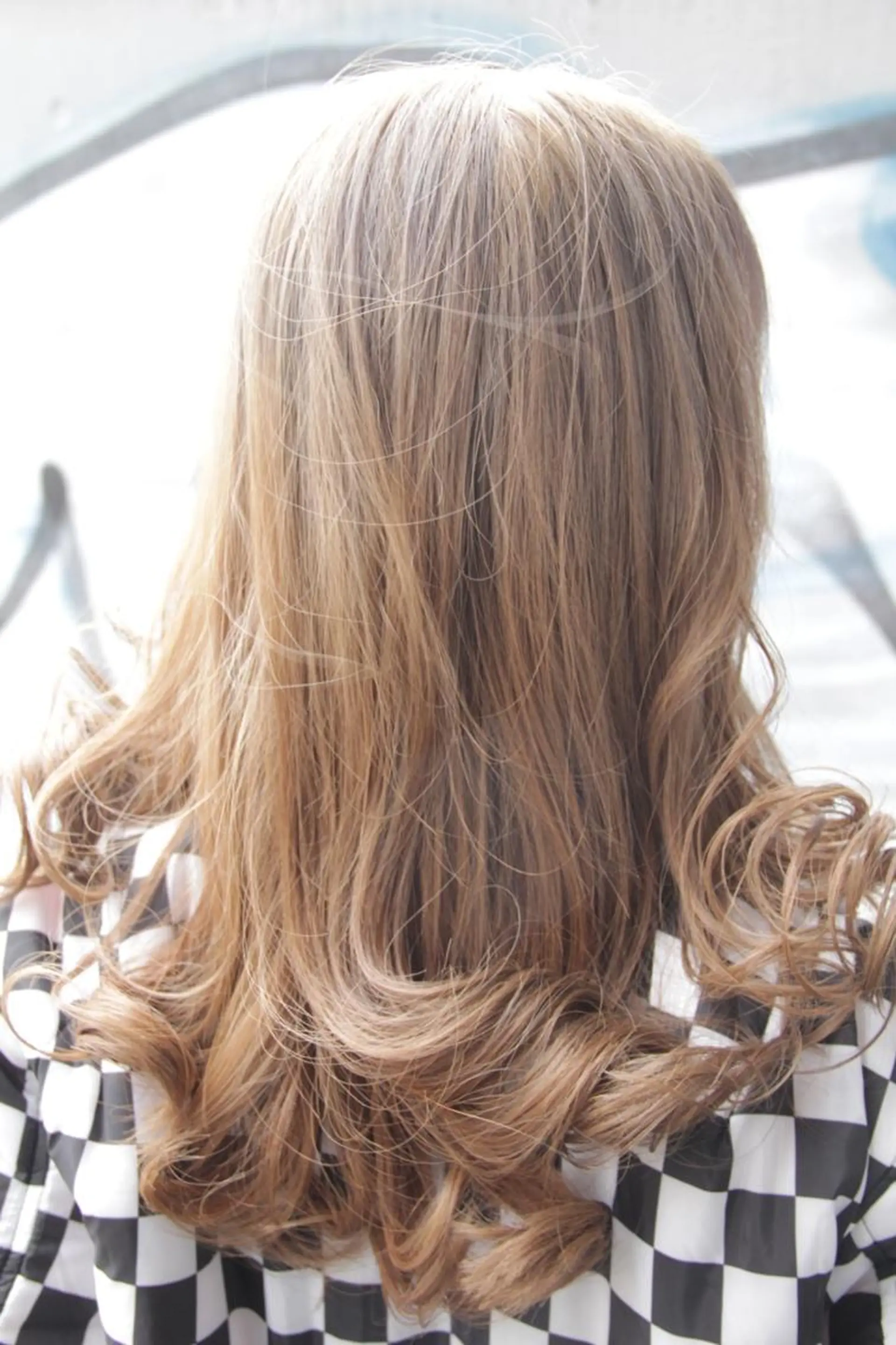 ミディアム カラー パーマ ヘアアレンジ メンズ キッズ ネイル マツエク・マツパ THREE NINE 【スリーナイン】のヘアスタイル