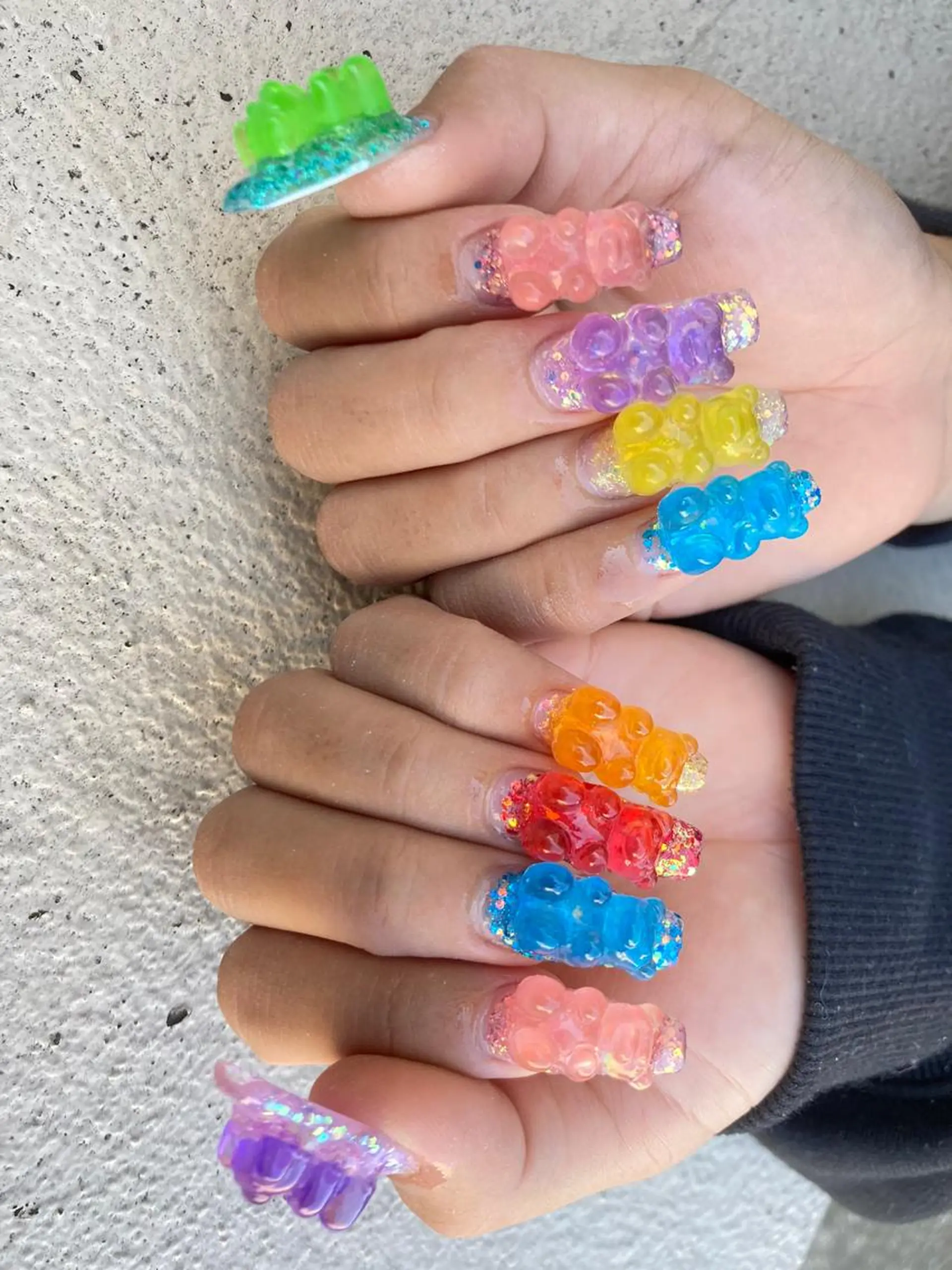 ロング ネイル ハンドネイル ✴︎ Delightのネイルデザイン