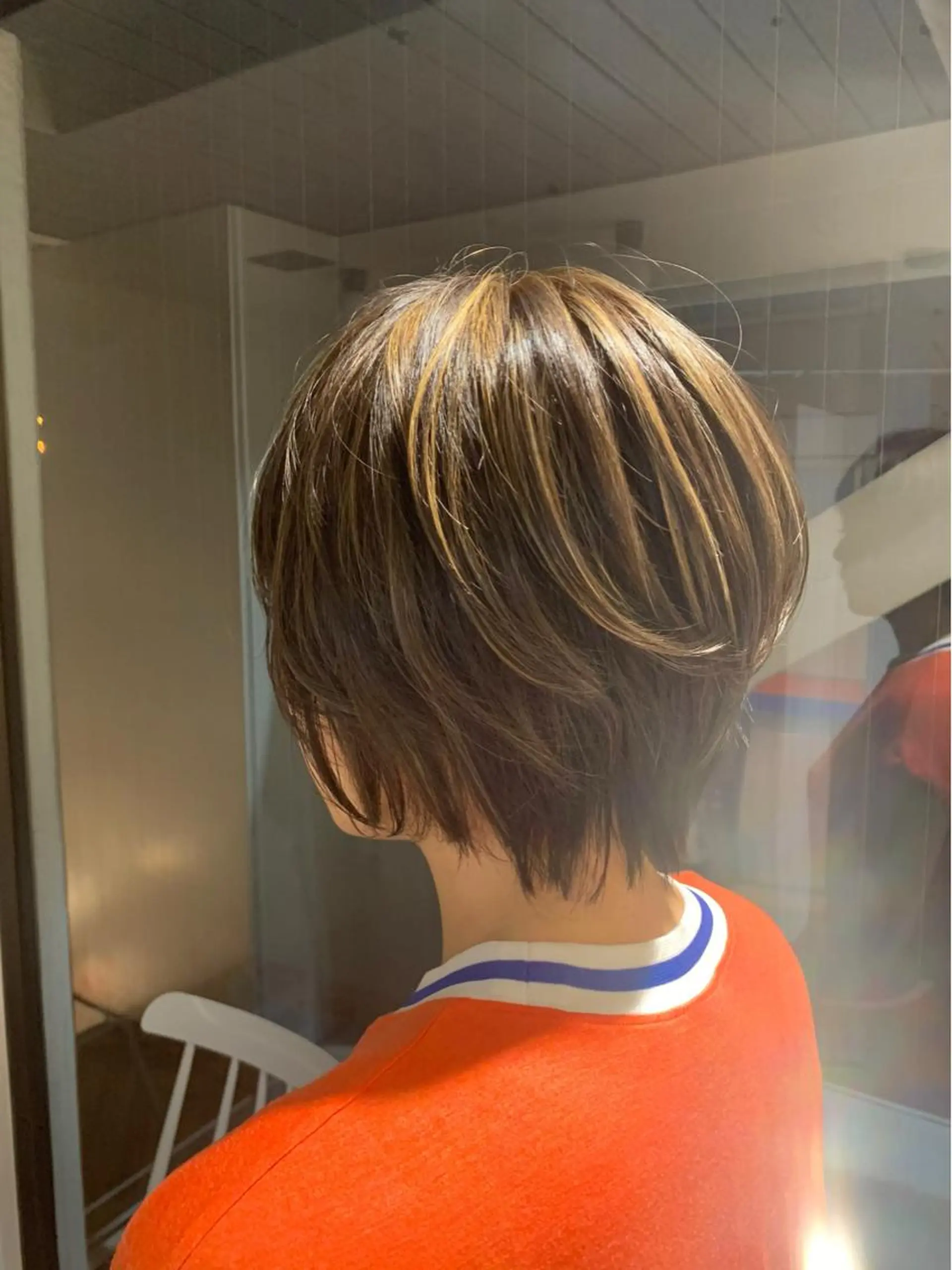 ショート ハイライト 鈴木 梓のヘアスタイル