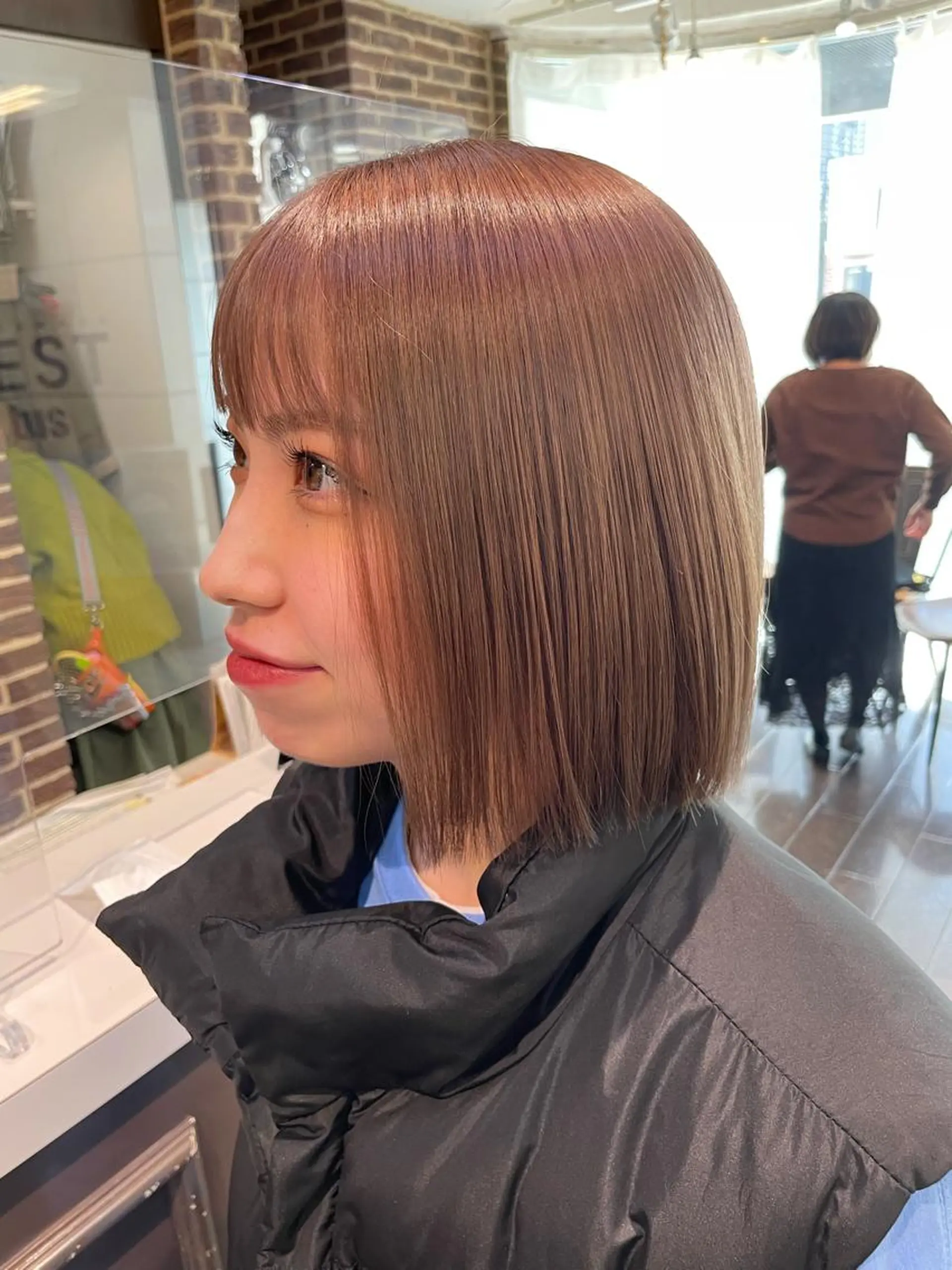 ショート 個性派ネイル 🌼 ハルカ ♡の眉毛・アイブロウイメージ