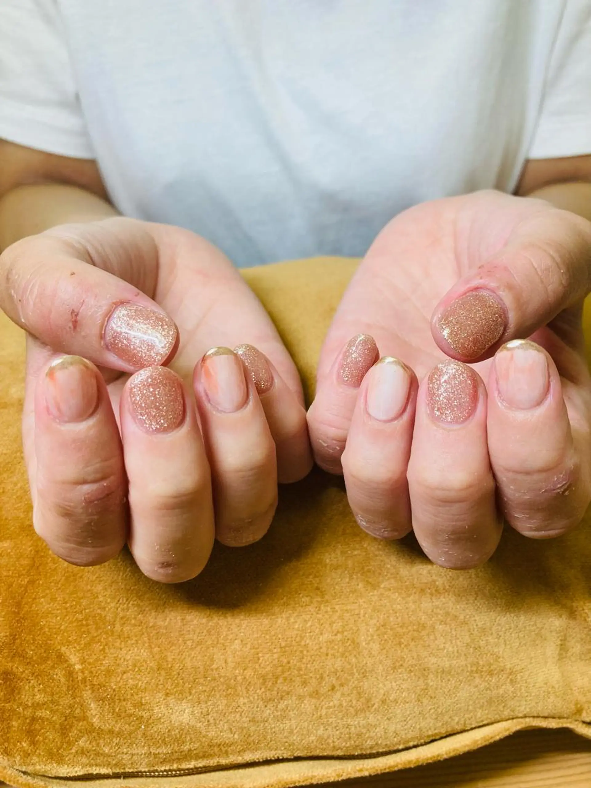 ネイル ECLAT エクラ所属・寺山 千鶴のネイルデザイン