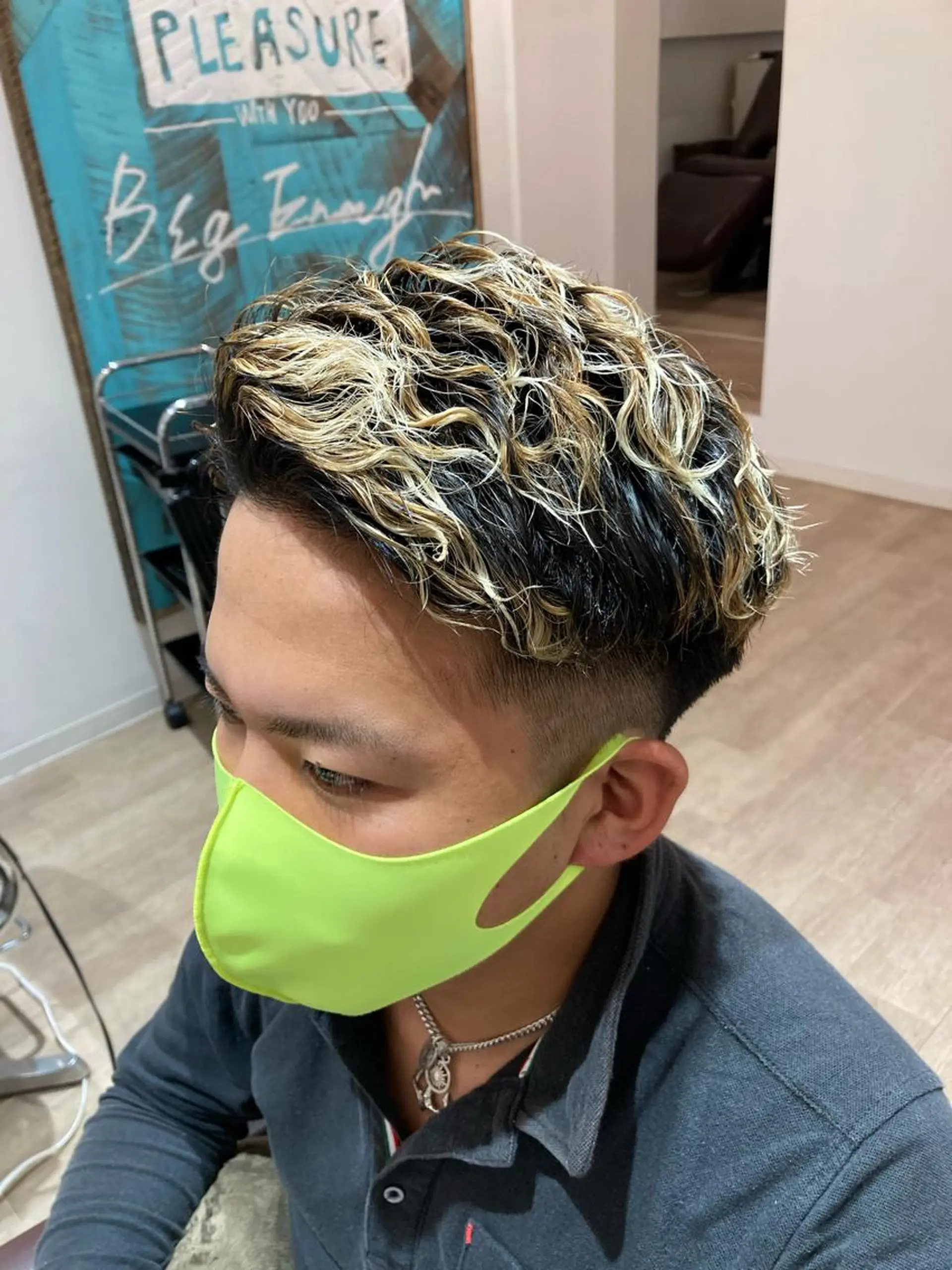 ショート パーマ メンズ 前田 梨沙のヘアスタイル