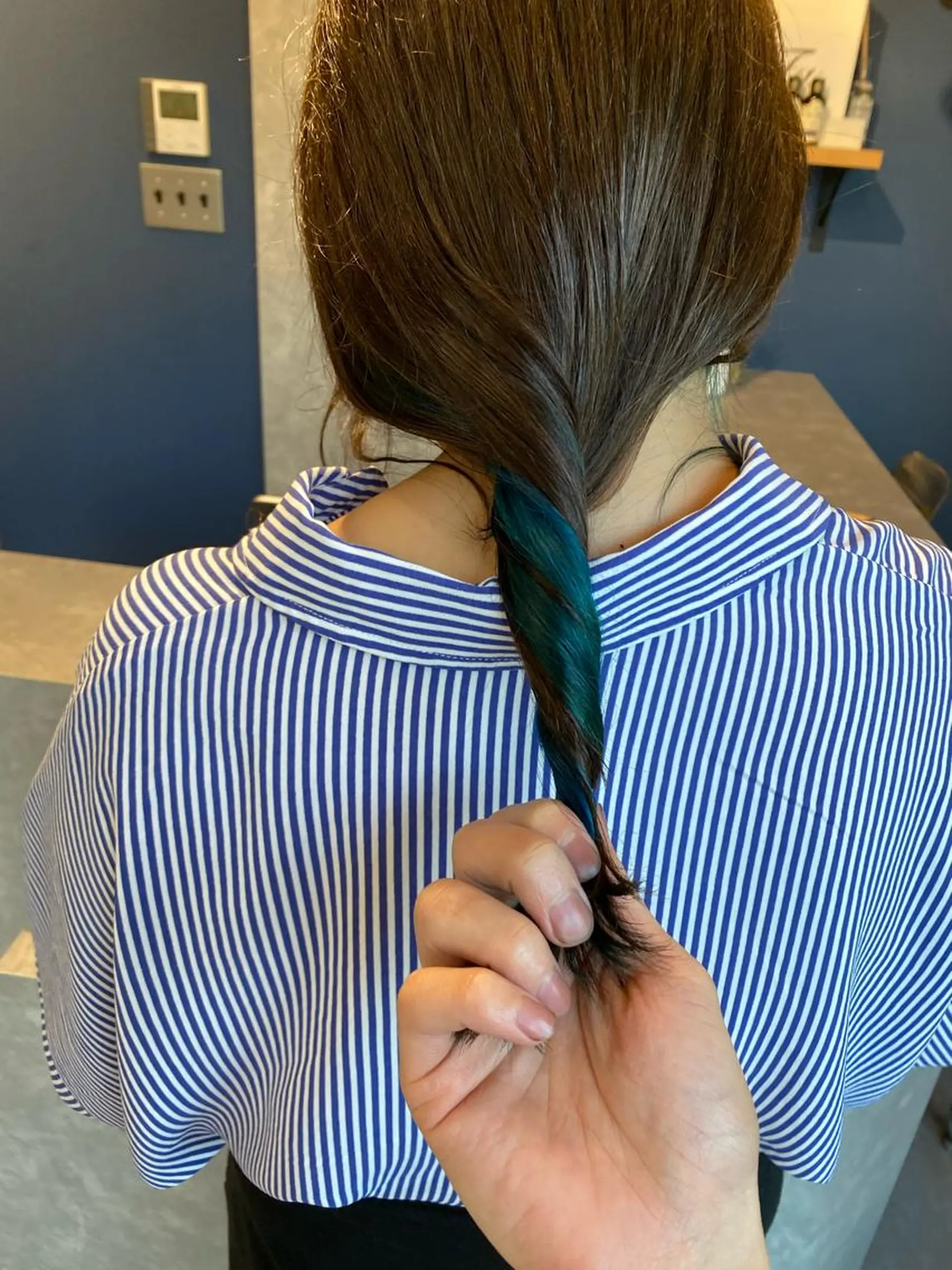 ミディアム カラー エメラルドグリーン インナーカラー カット ヘアカラー ハイトーン/ボブ/ レイヤー💫カイセイのヘアスタイル