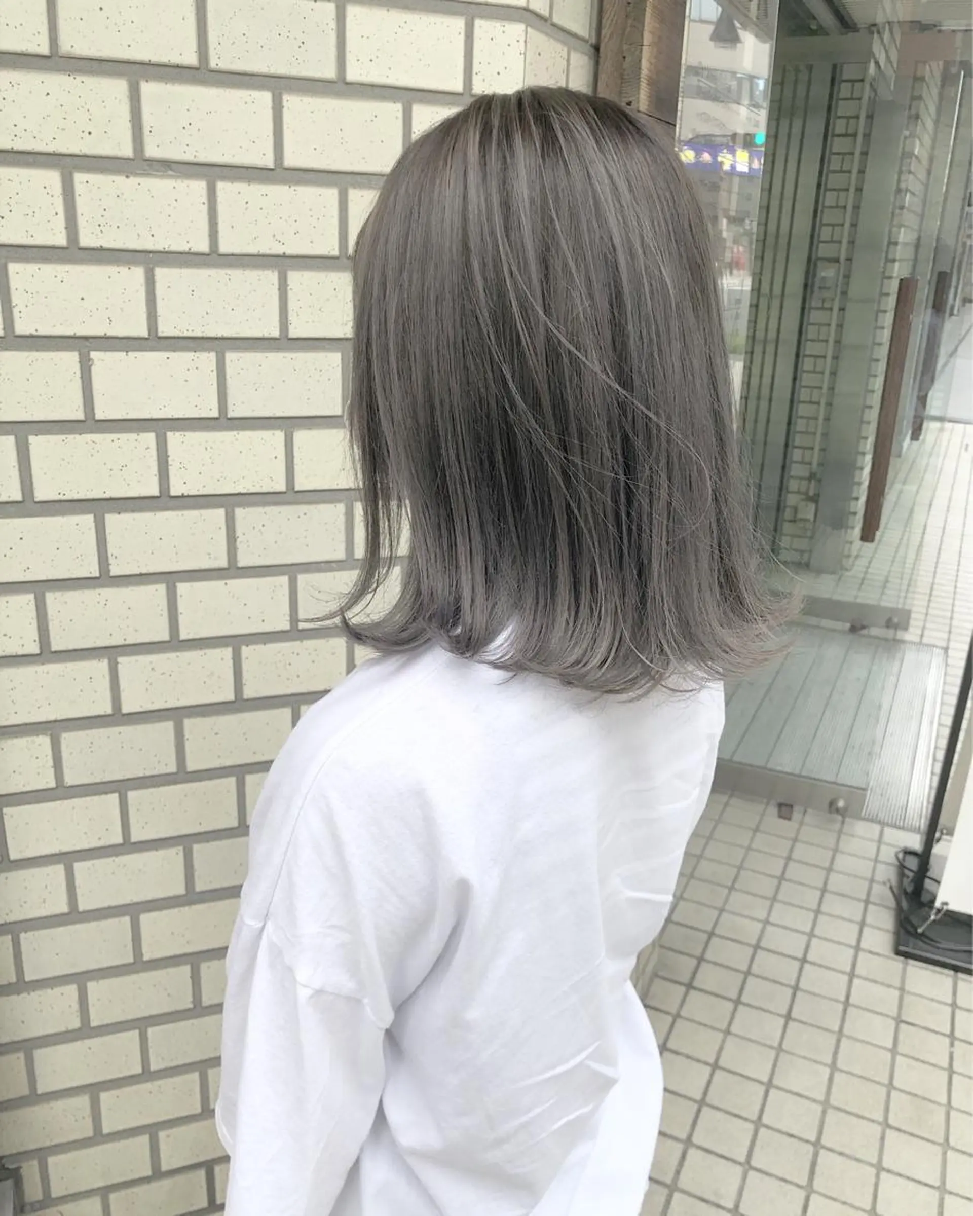 ミディアム カラー パーマ ヘアアレンジ ハイトーンカラー ヘアカラー ハイトーン特化🤍 浦住のヘアスタイル