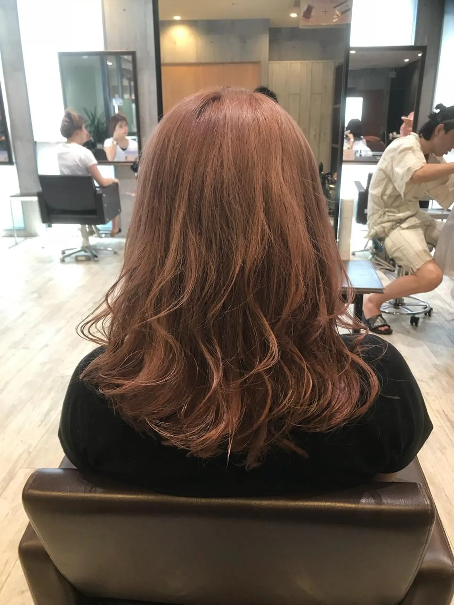 セミロング カラー パーマ ヘアアレンジ メンズ キッズ ネイル マツエク・マツパ メンズブリーチ ブリーチ ヘアカラー トリートメント EnBlesS西宮 マンツーマン神道有基のヘアスタイル
