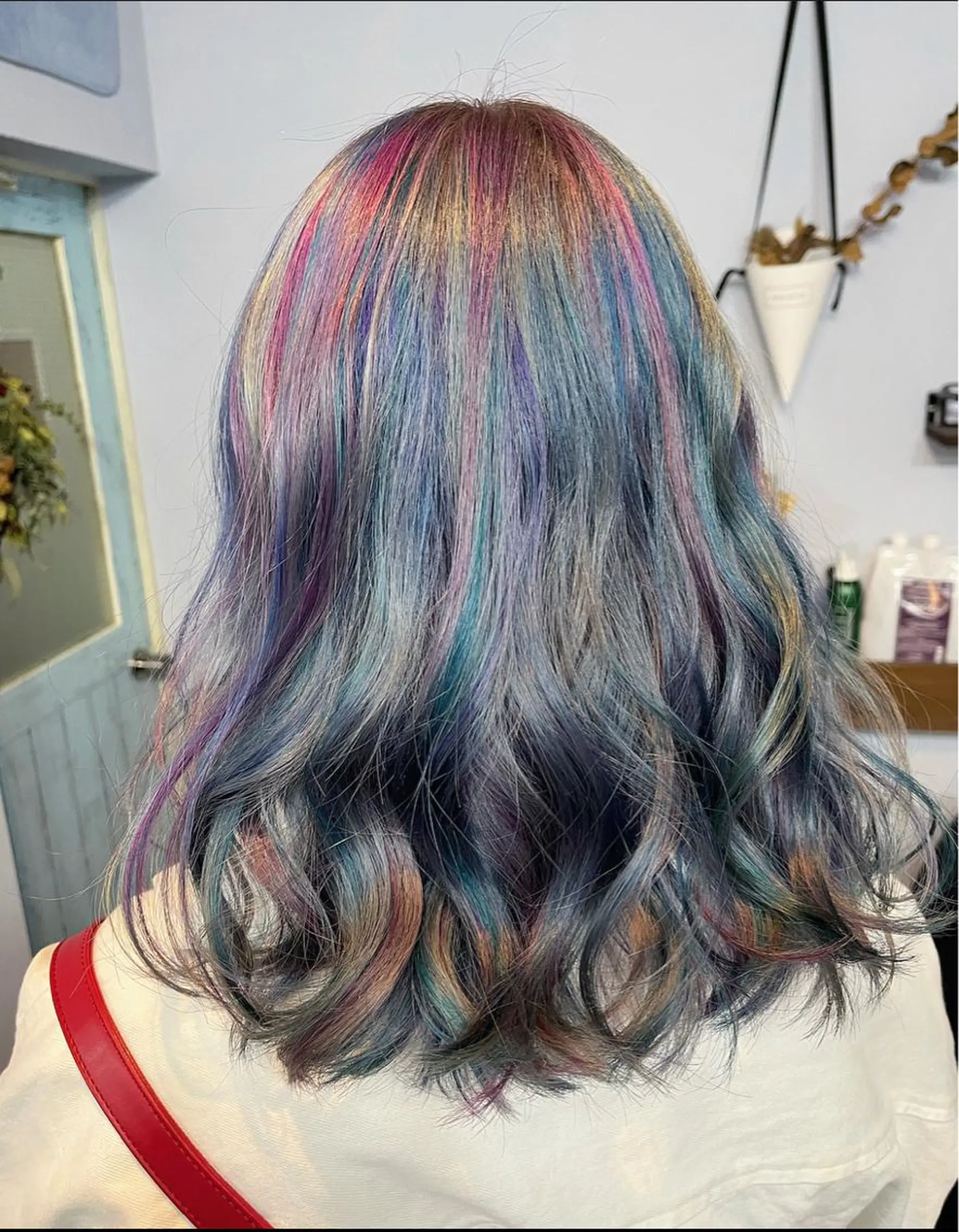 セミロング カラー ショートボブ アッシュ バレイヤージュ ミストバング ベージュカラー カット ヘアカラー トリートメント 原宿サロン代表 デザインカラー伊藤卓のヘアスタイル