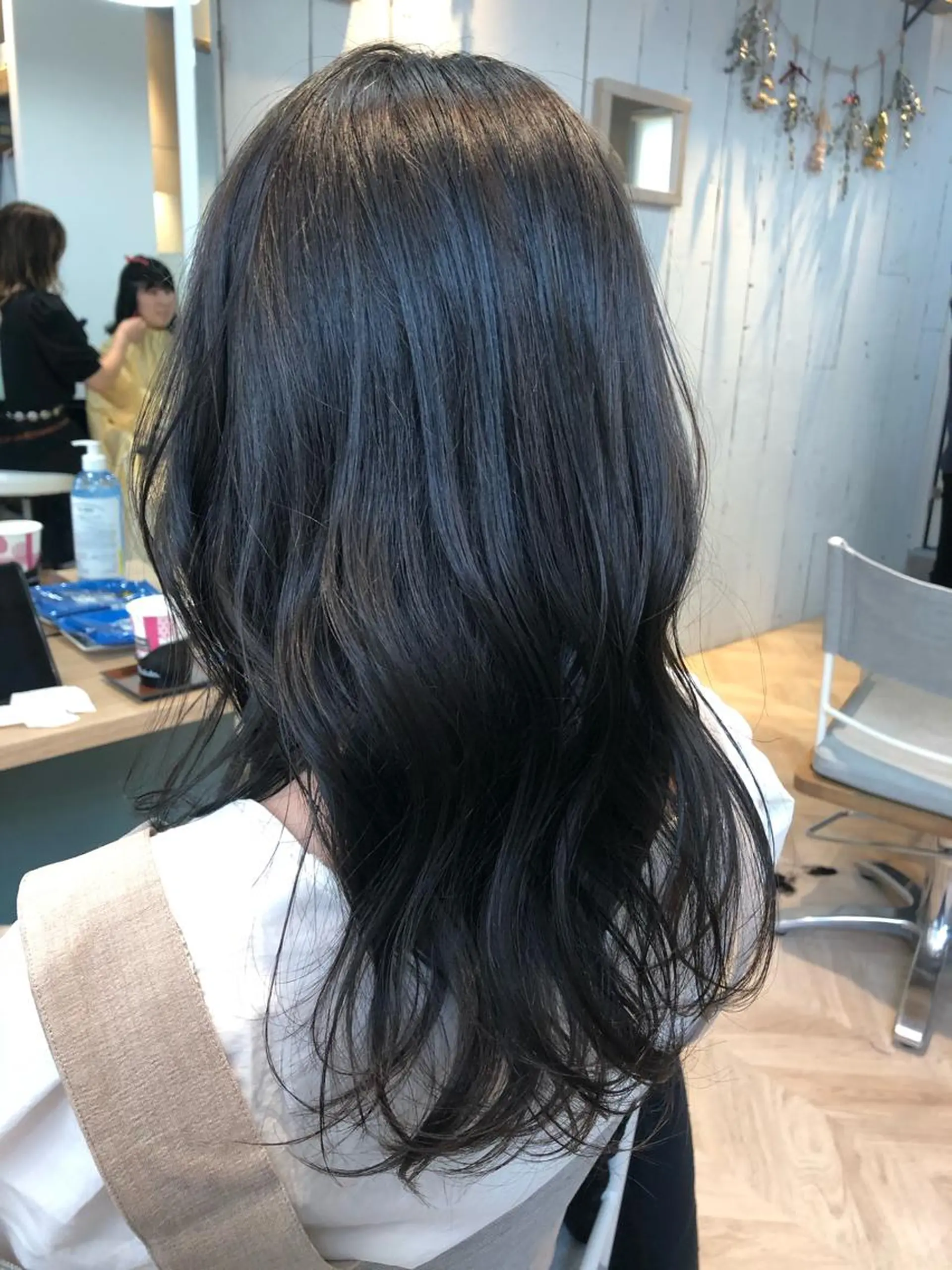 カラー 透明感カラー グレージュ 西山 恵太郎のヘアスタイル