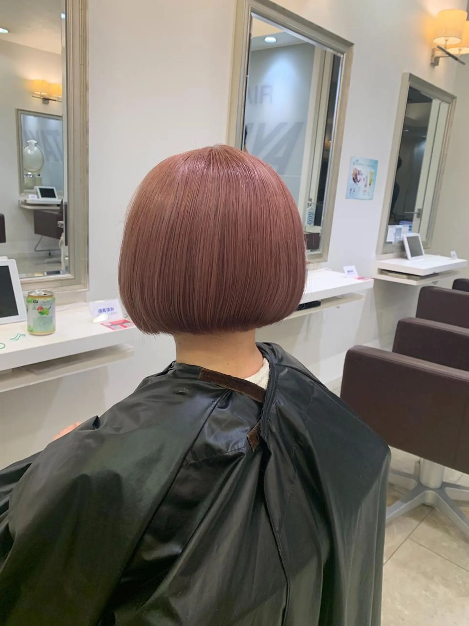 ショート カラー ベージュカラー ピンクカラー ピンクベージュ ボブ 池田識之 髪質改善のヘアスタイル