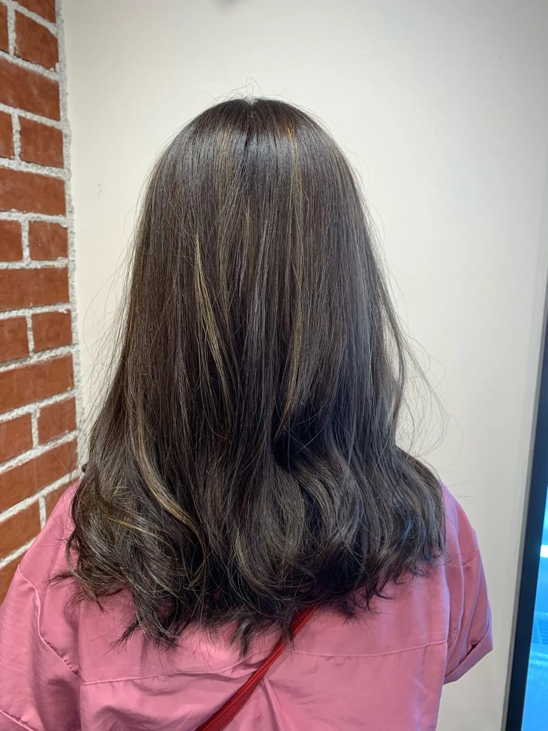 セミロング カラー ヘアカラー トリートメント 岡崎勇人/レイヤー/ 韓国/ケラチンTRのヘアスタイル