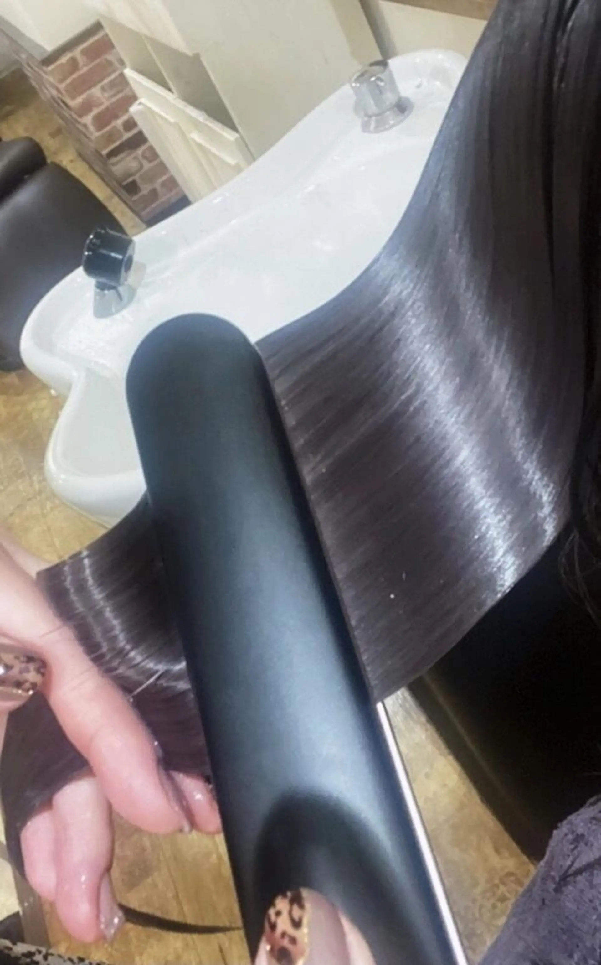 トリートメント TIGRE for hairのヘアスタイル