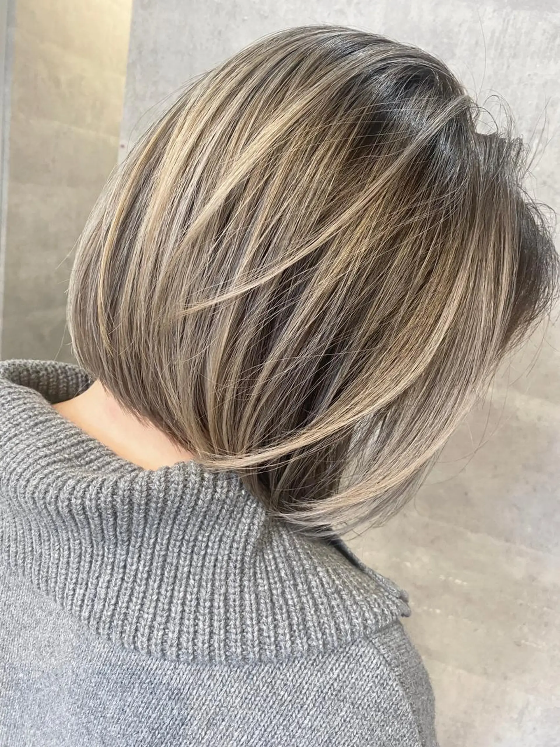 ショート カラー ヘアアレンジ ネイル マツエク・マツパ アイブロウ バレイヤージュ レイヤーカット ヘアカラー トリートメント 井上 一平のヘアスタイル