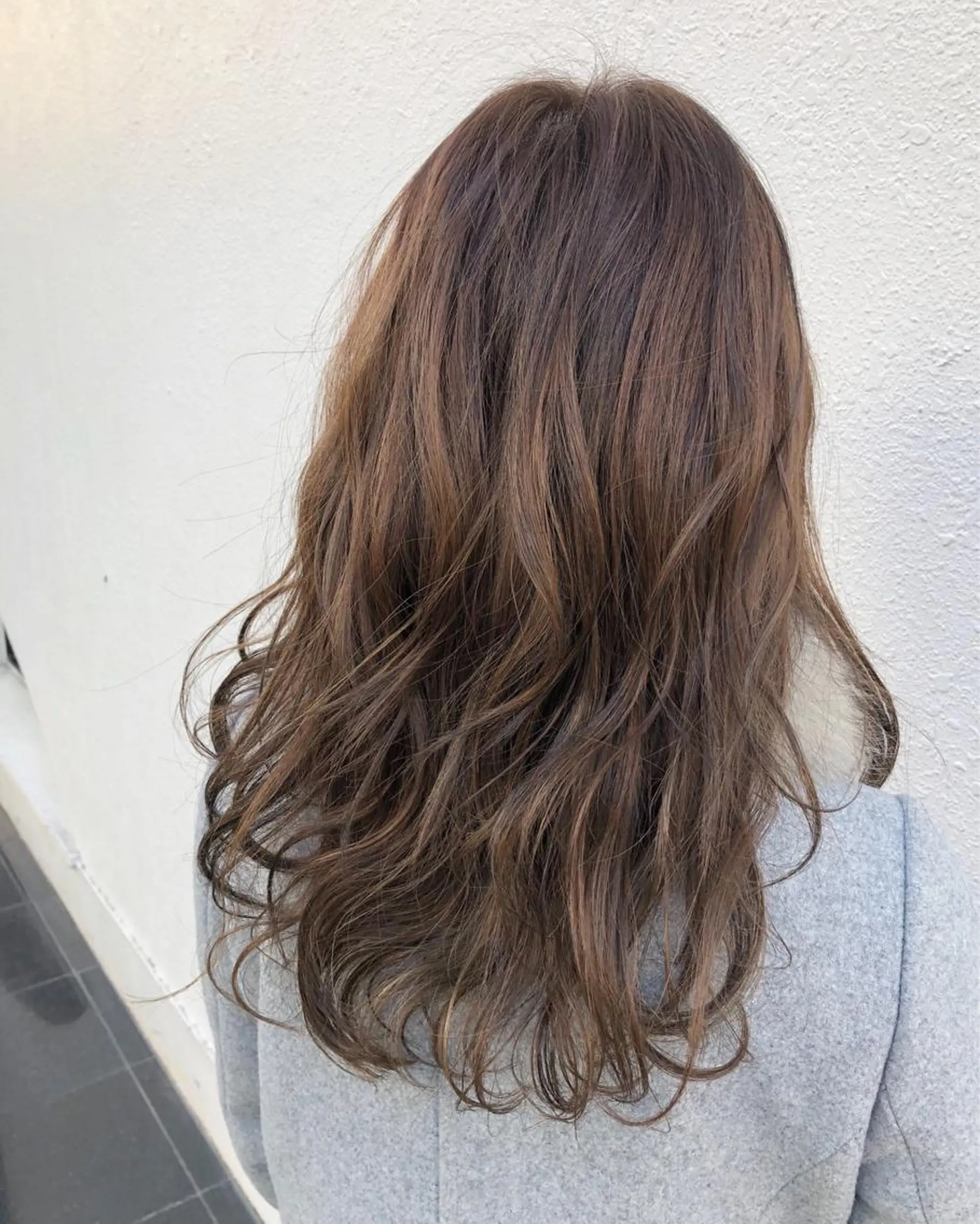 セミロング カラー パーマ ヘアアレンジ ハイライトカラー ハイライト 【白髪ぼかし 専門GBG】自由が丘のヘアスタイル
