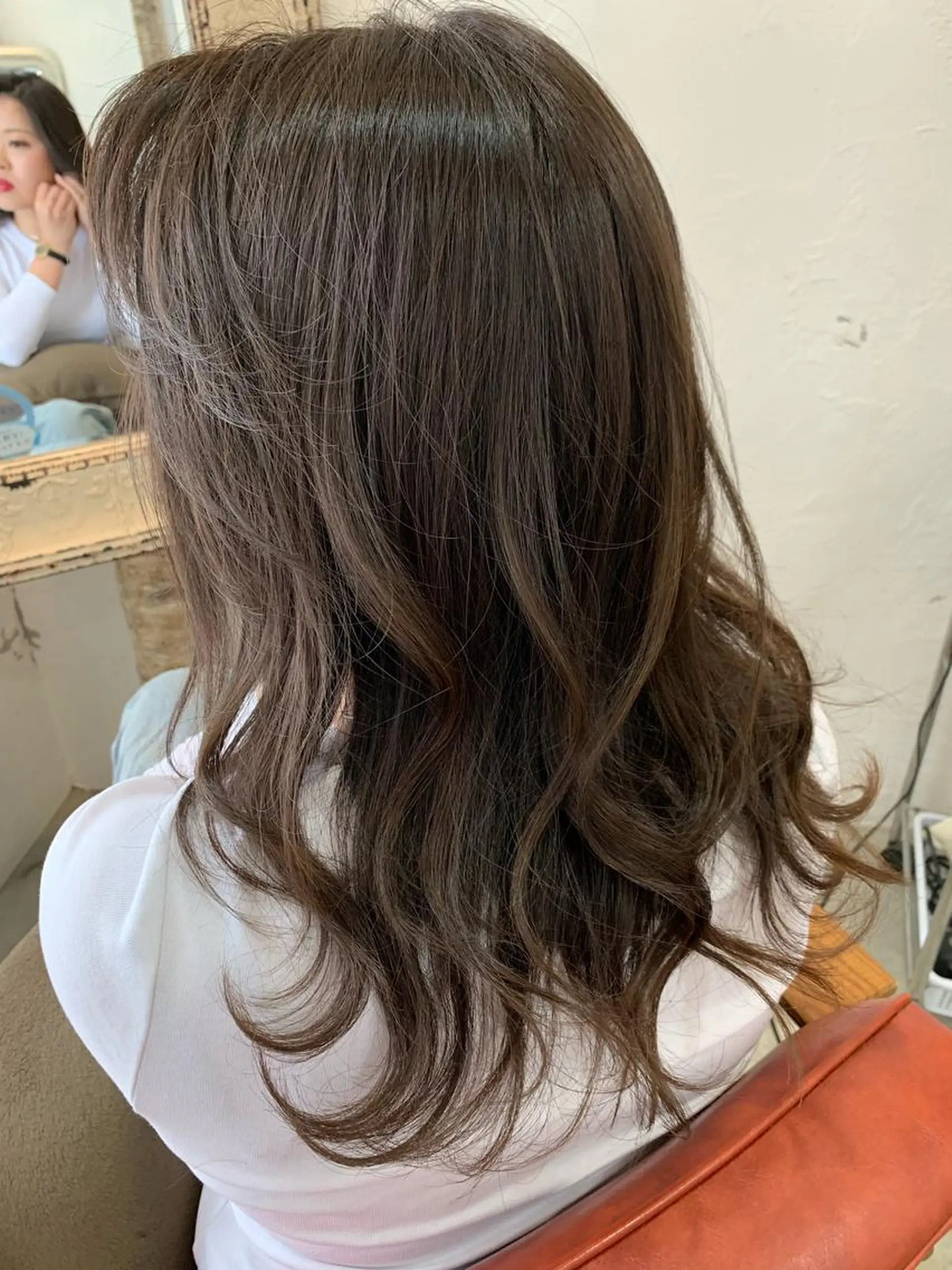 セミロング カラー カット ヘアカラー fio マナミのヘアスタイル