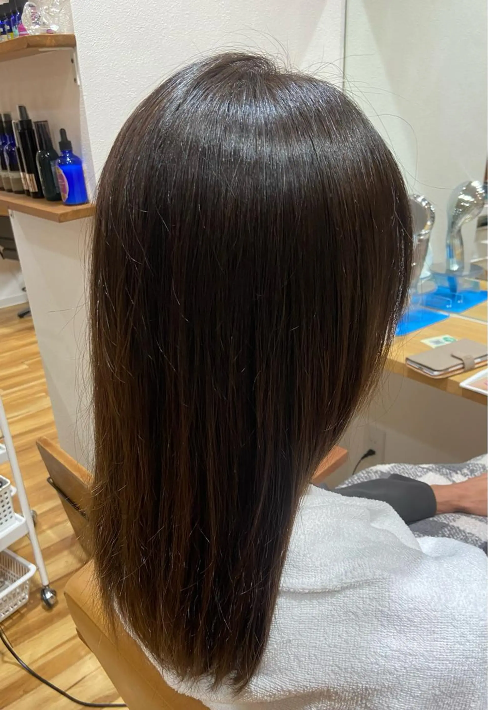 ロング カラー 高松 莉璃のヘアスタイル