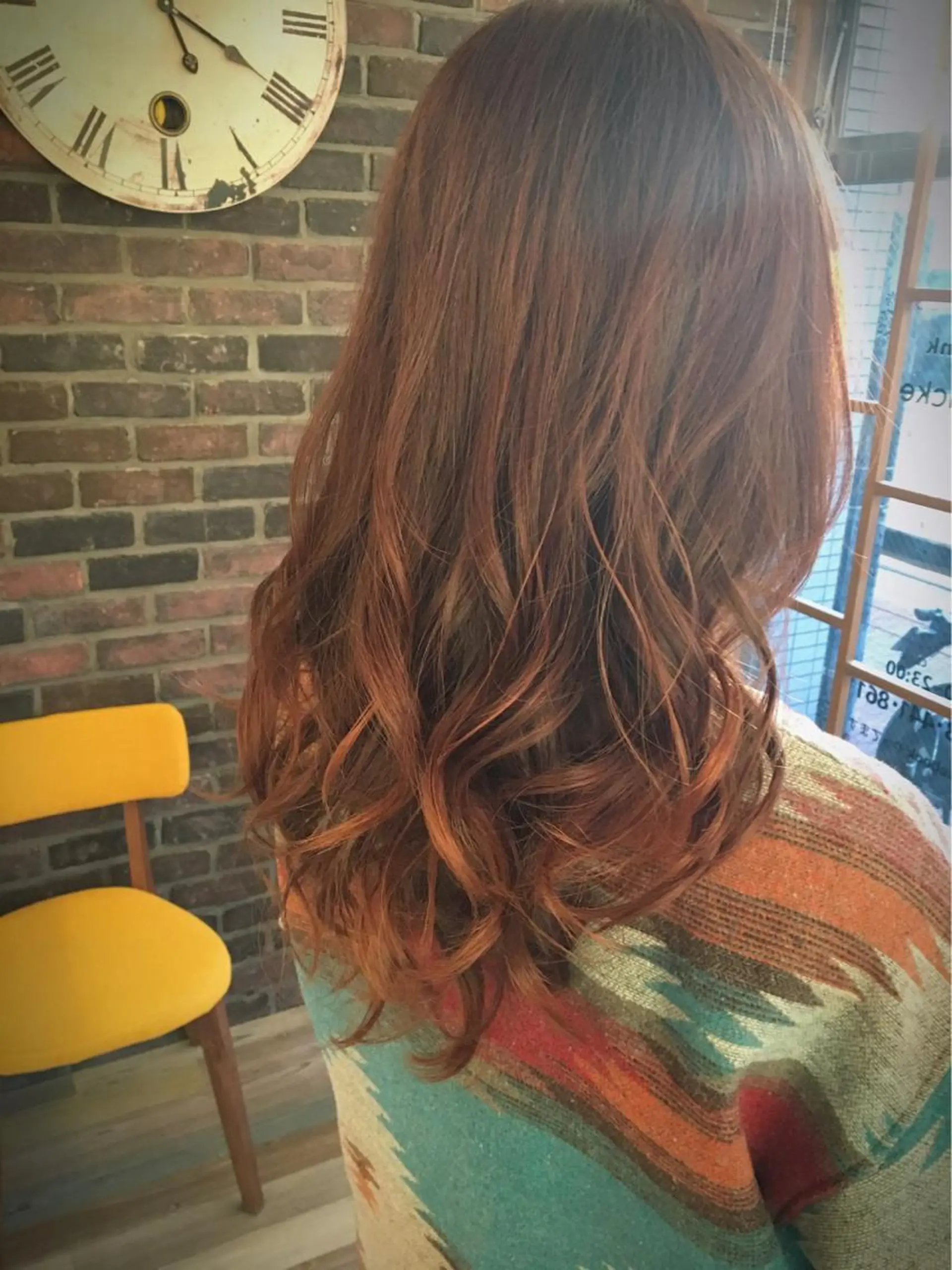 ロング カラー パーマ ブリーチ グラデーションカラー ブリーチなしカラー ピンクカラー ✖️リーアキト LEEAKITO✖️のヘアスタイル