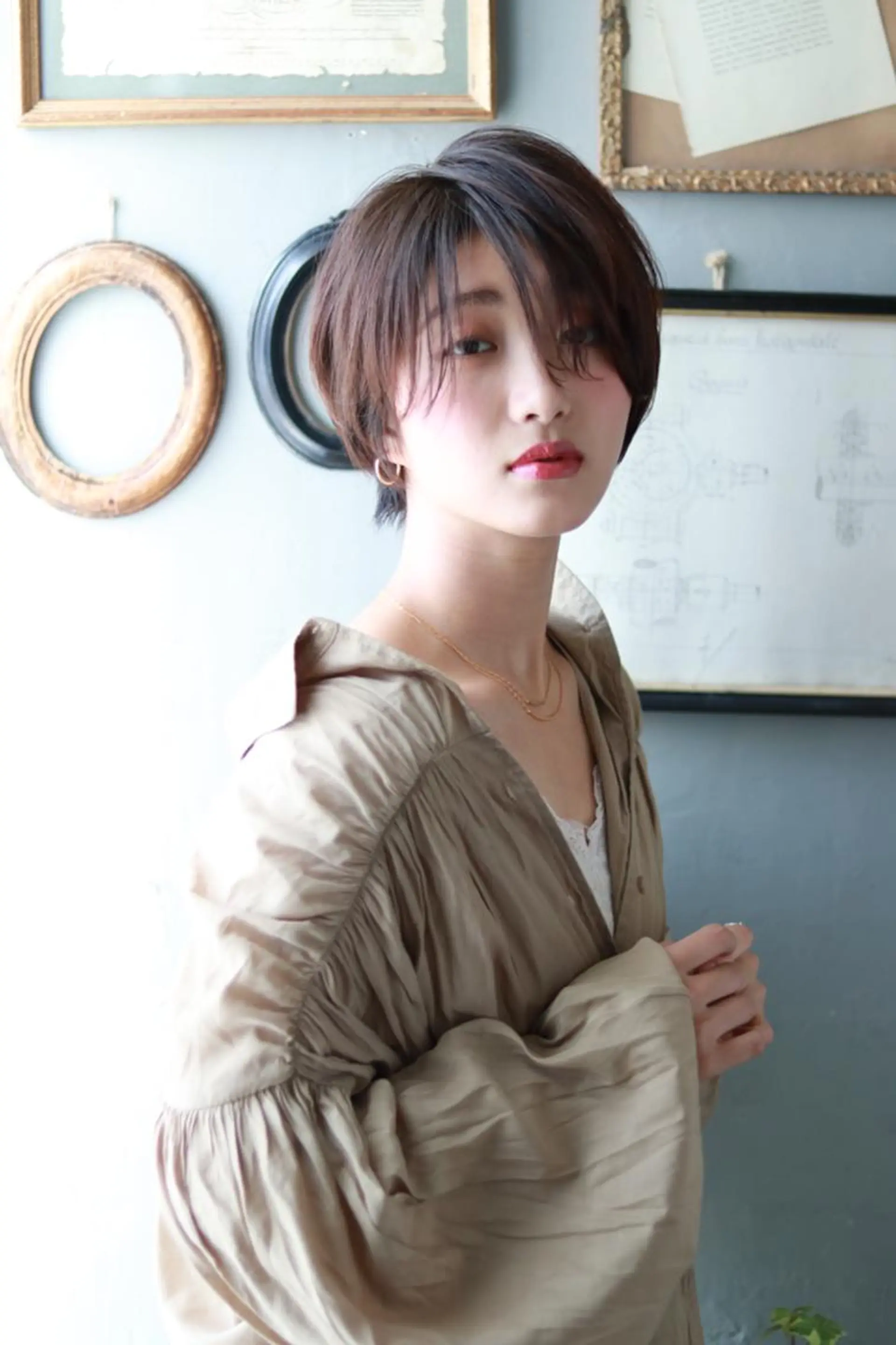 ミディアム カラー ミディアムパーマ アッシュ ベージュカラー ボブ 代表　土屋ヒロユキ ショートカットのヘアスタイル