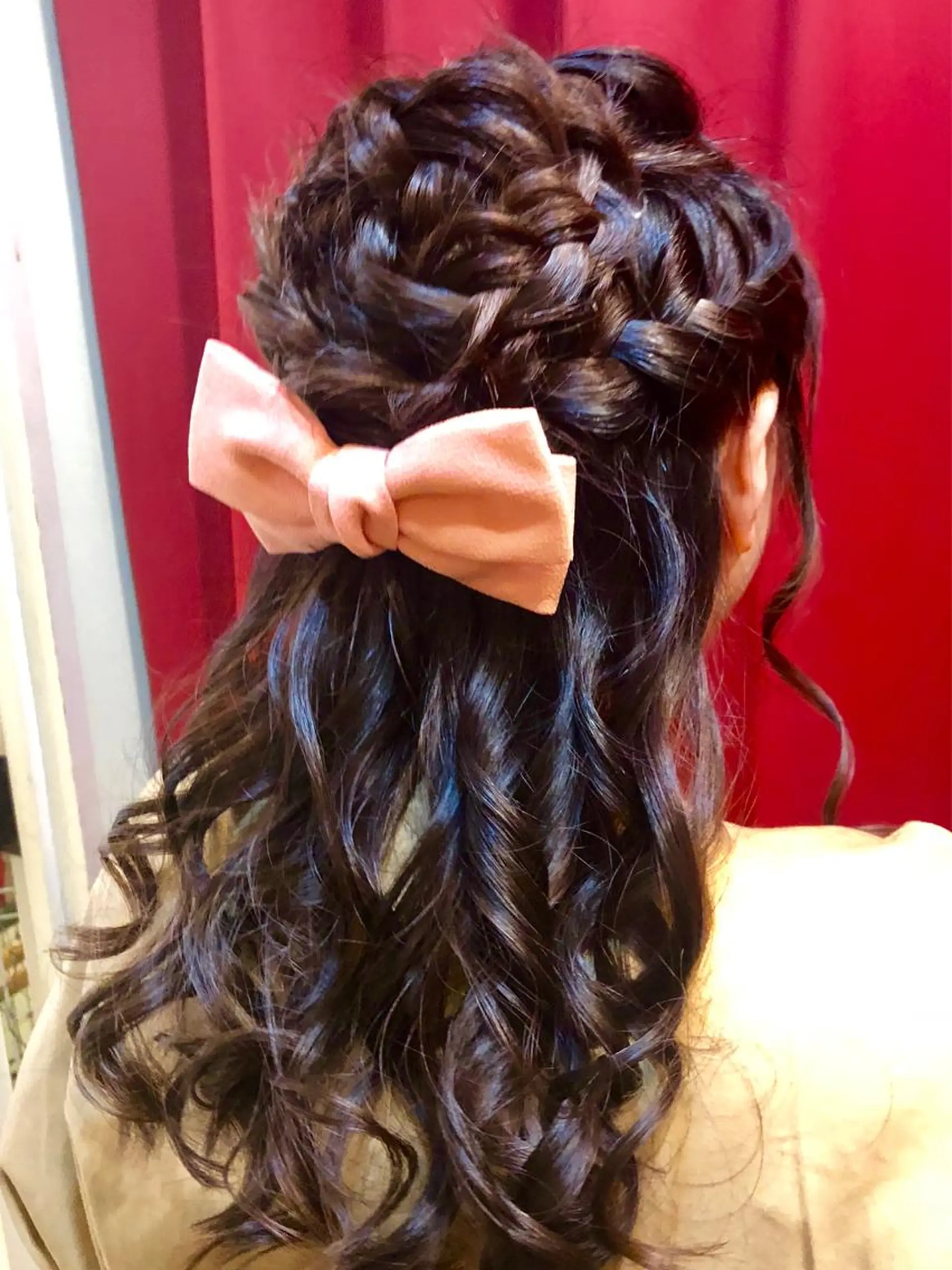 セミロング ヘアアレンジ ヘアセット 小顔美肌&ヘアメイク 丸山紗來のその他イメージ