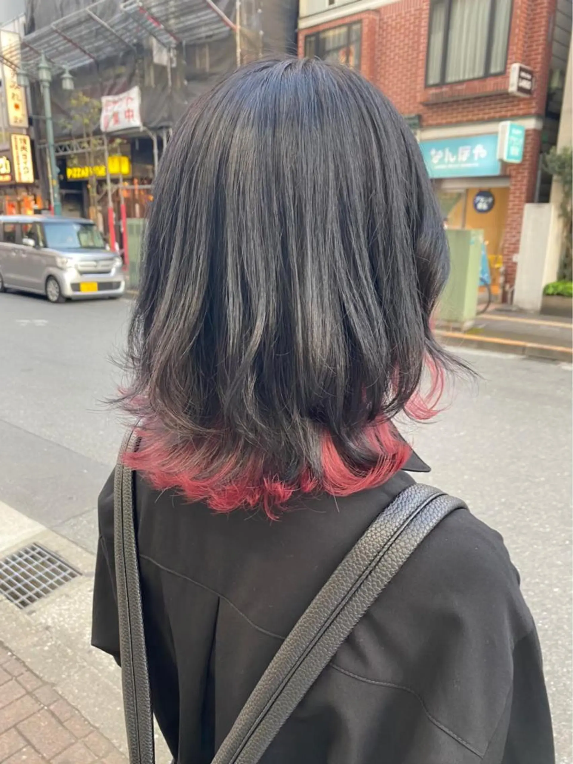 セミロング カラー ブリーチ ケアブリーチ 透明感カラー デザインカラー ダブルカラー ヘアカラー まつげ/ハイトーン AYAKA🌙のヘアスタイル