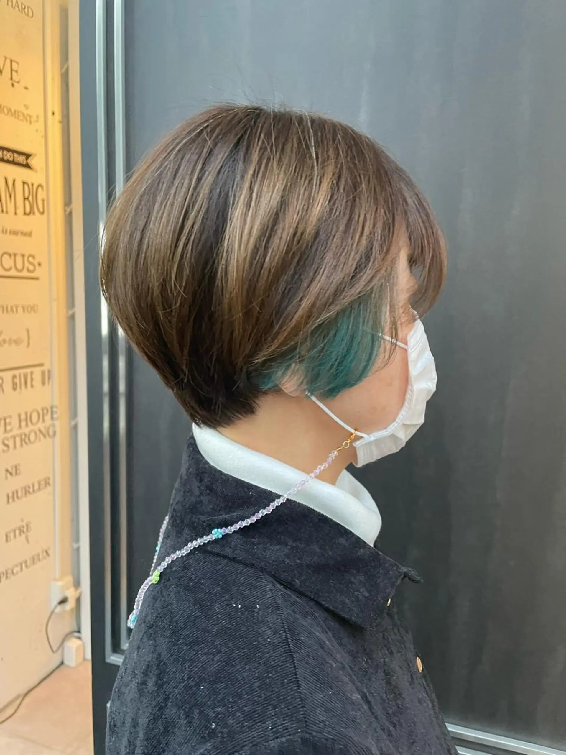 ショート カラー ブリーチ ブルーカラー ショートヘア カット ヘアカラー 久保田 千尋のヘアスタイル