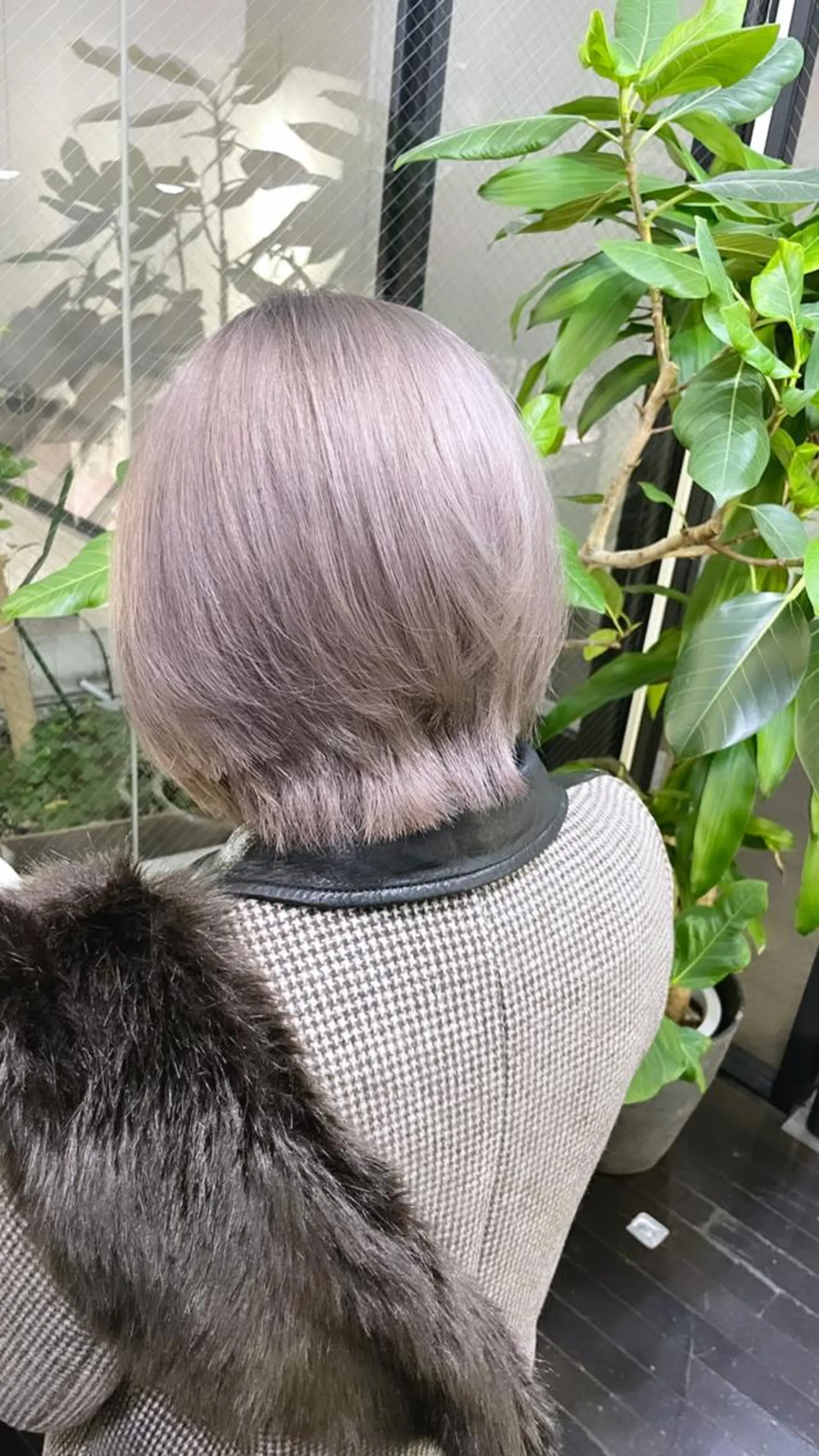 ショート 有人/バレイヤージュ /シャドールーツのヘアスタイル