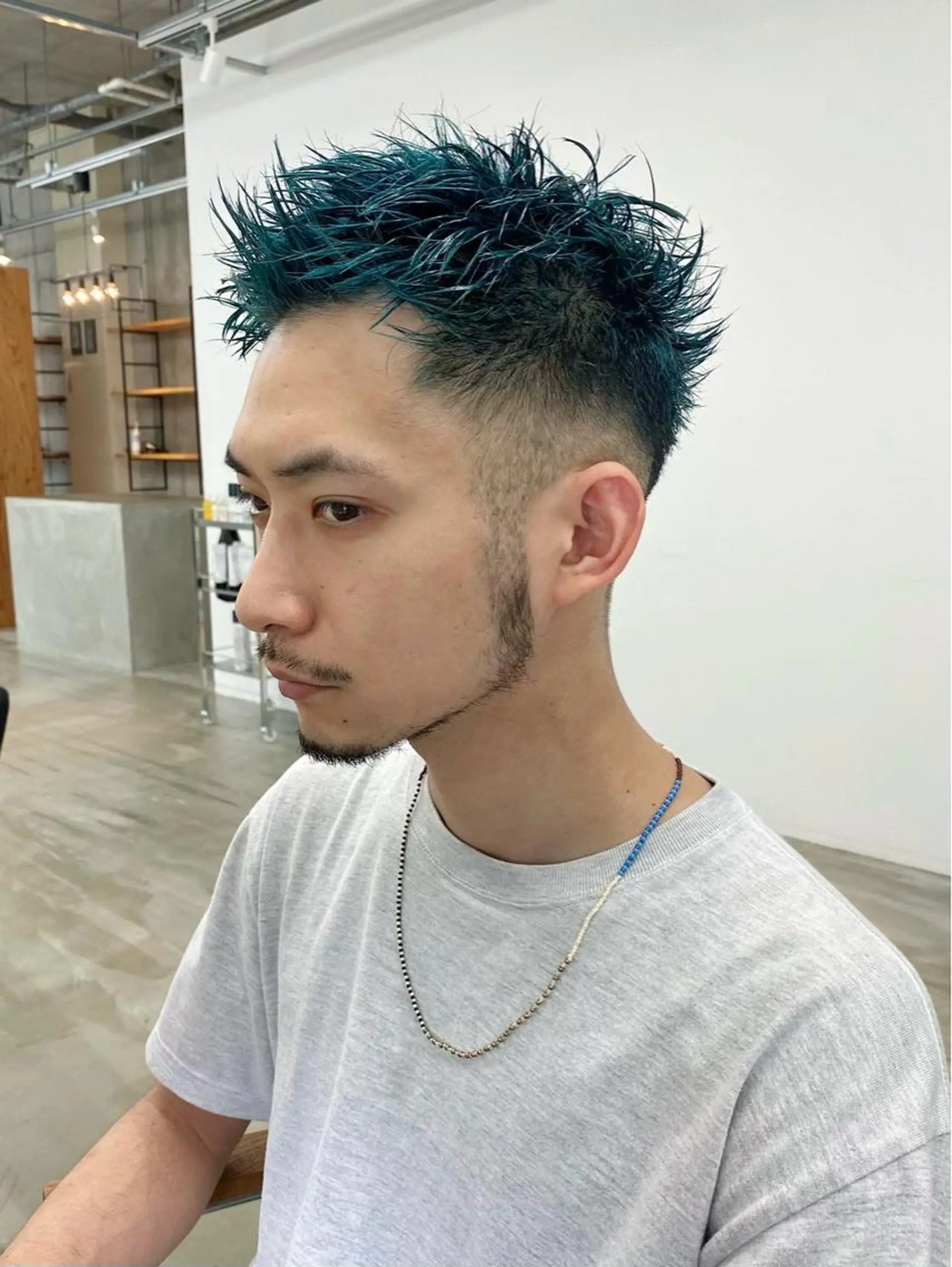 ショート カラー メンズ son hair HIROEのヘアスタイル