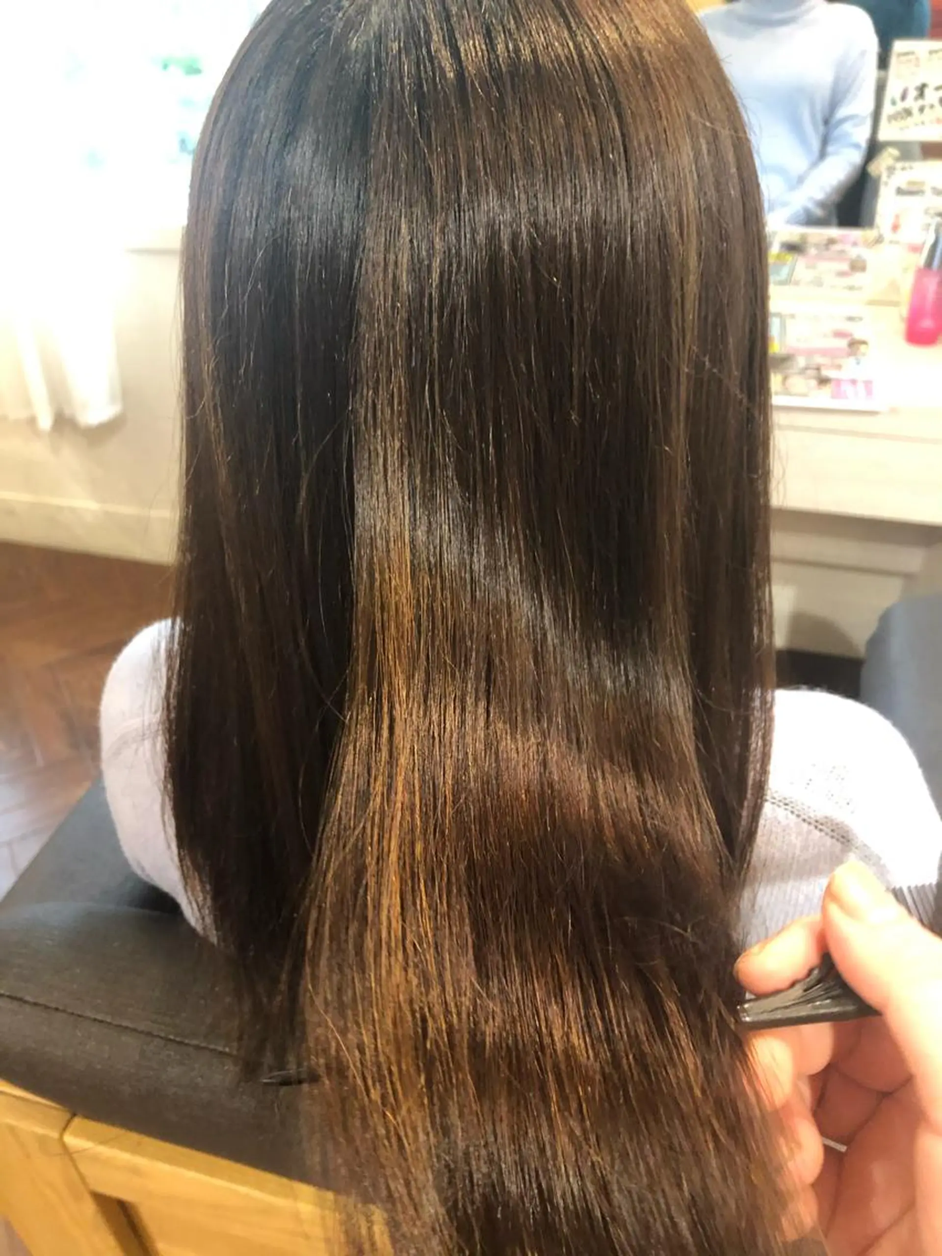 セミロング カラー 髪質改善 トリートメント 加茂 綾香のヘアスタイル