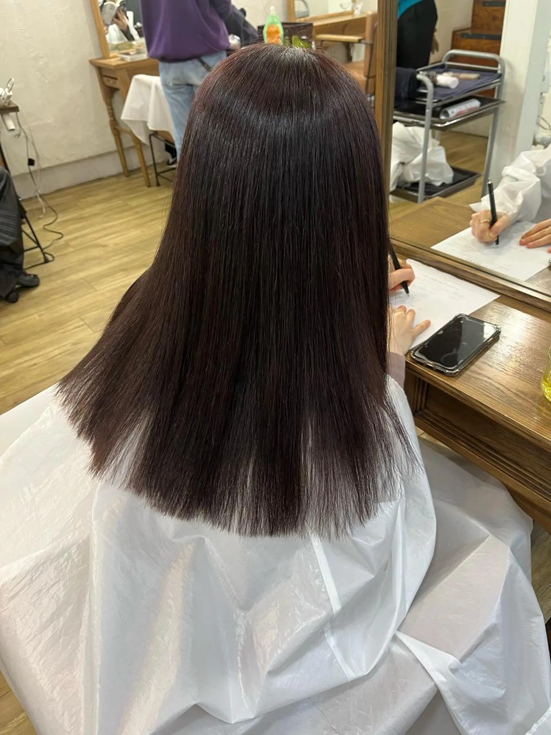 ミディアム カット ヘアカラー トリートメント ヘッドスパ SALOWIN新宿三丁目frente所属・髪質改善/艶カラー MISATOのヘアスタイル