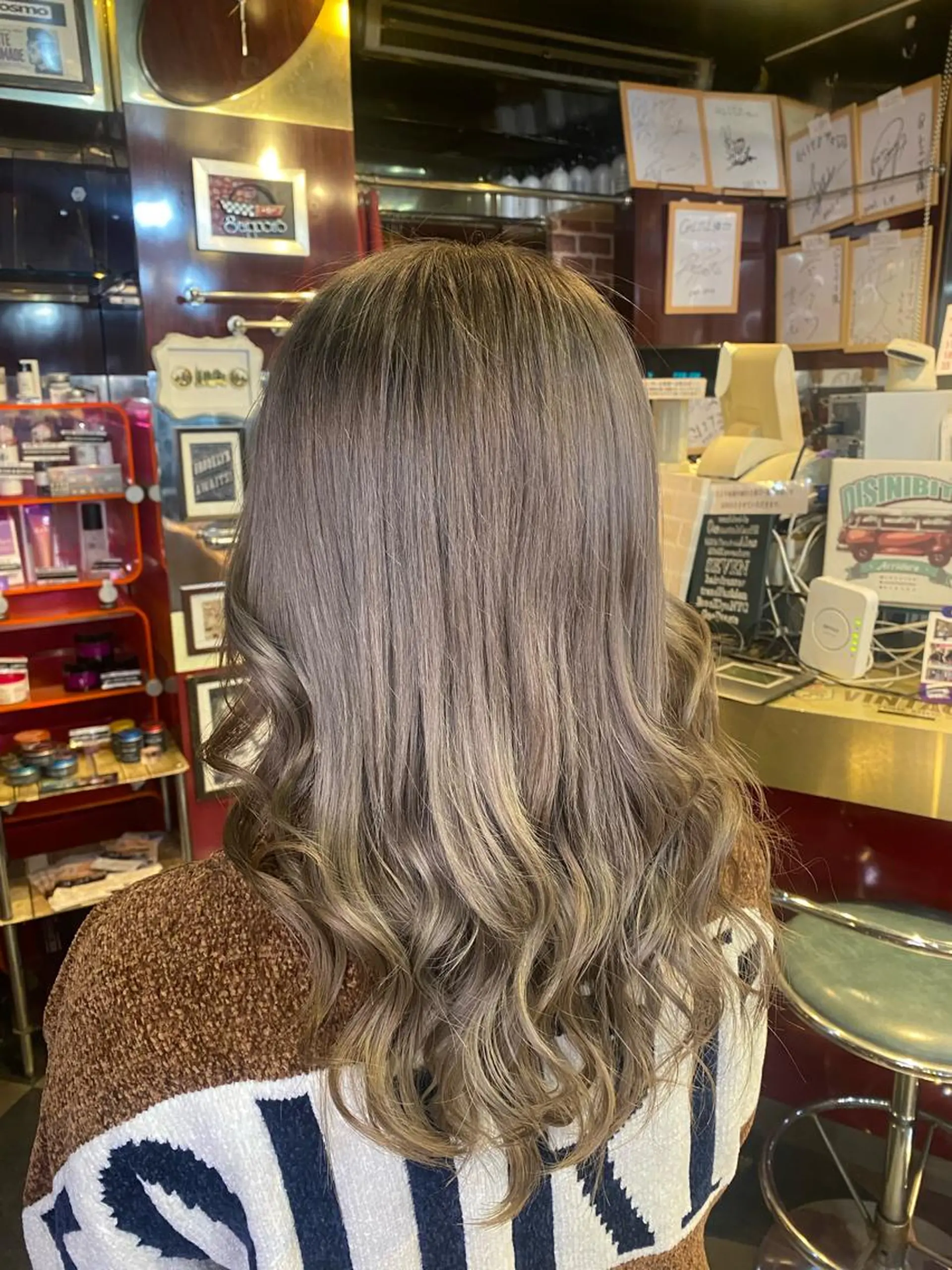 セミロング カラー レイヤーカット/ カラー/長谷恵花のヘアスタイル